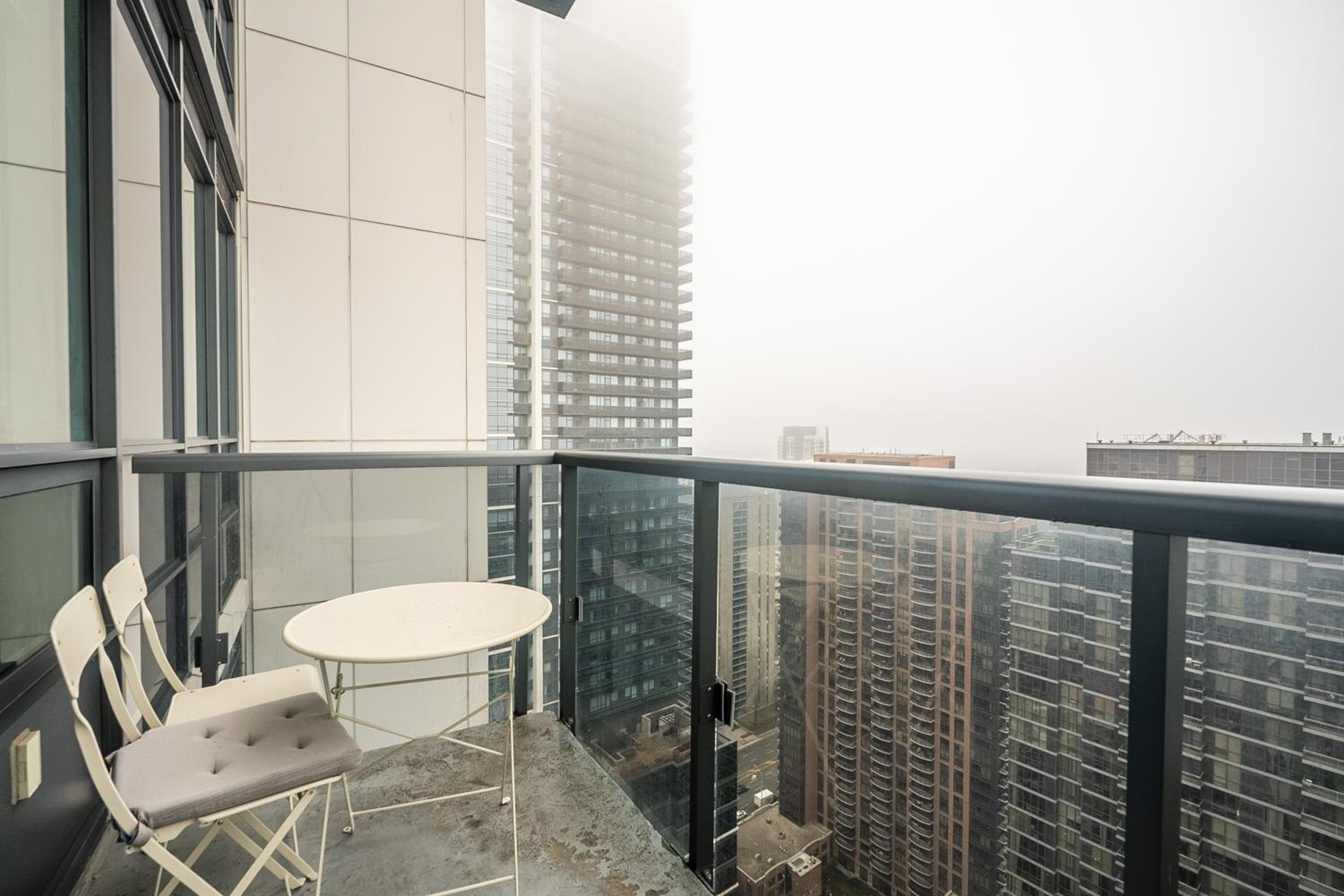 1 Bedroom Apartment with Balcony and Skyline View in North York