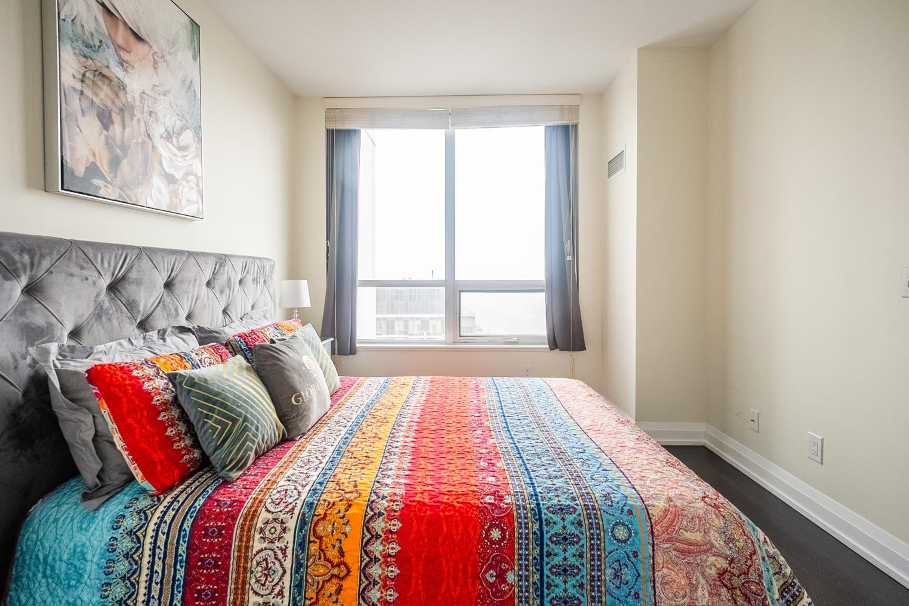 1 Bedroom Apartment with Balcony and Skyline View in North York