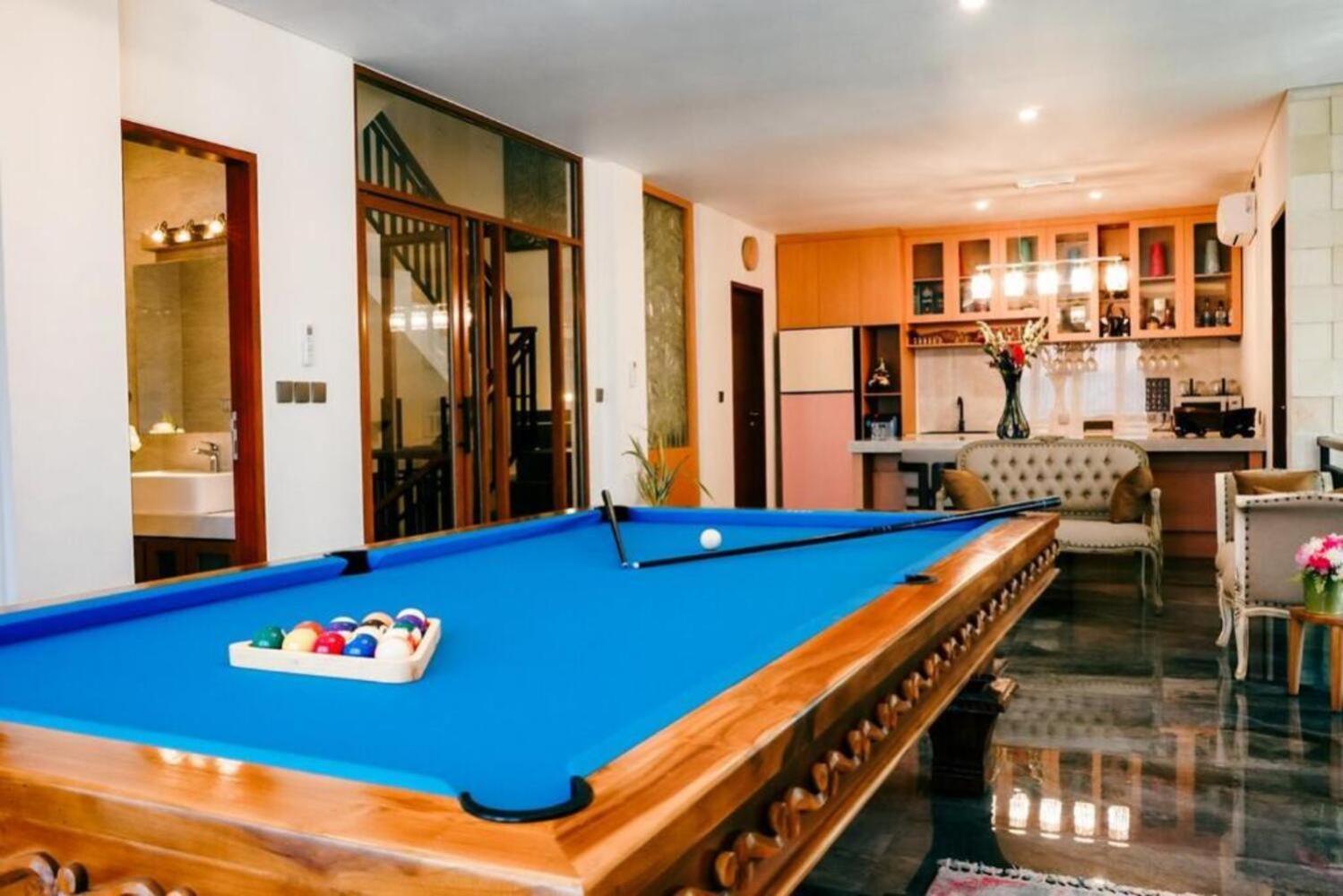 Modern 5BR Luxury Villa with Pool & Rooftop - 100m from Sanur Beach
