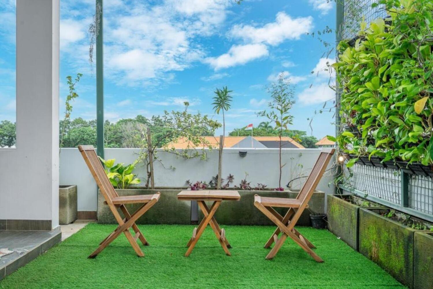 Modern 5BR Luxury Villa with Pool & Rooftop - 100m from Sanur Beach