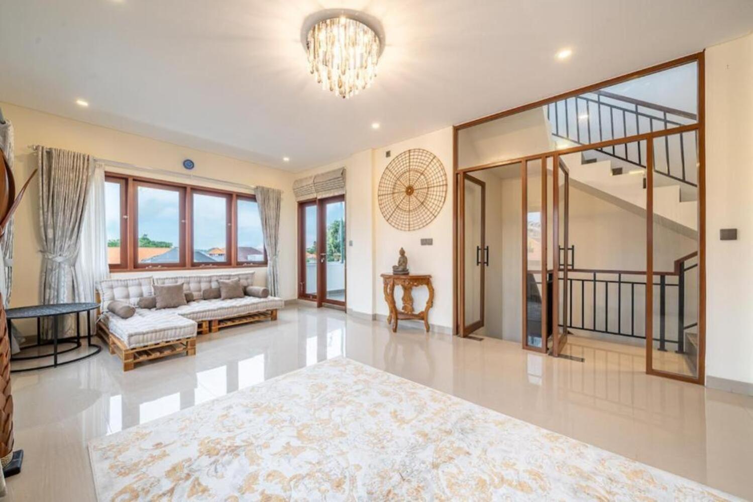 Modern 5BR Luxury Villa with Pool & Rooftop - 100m from Sanur Beach