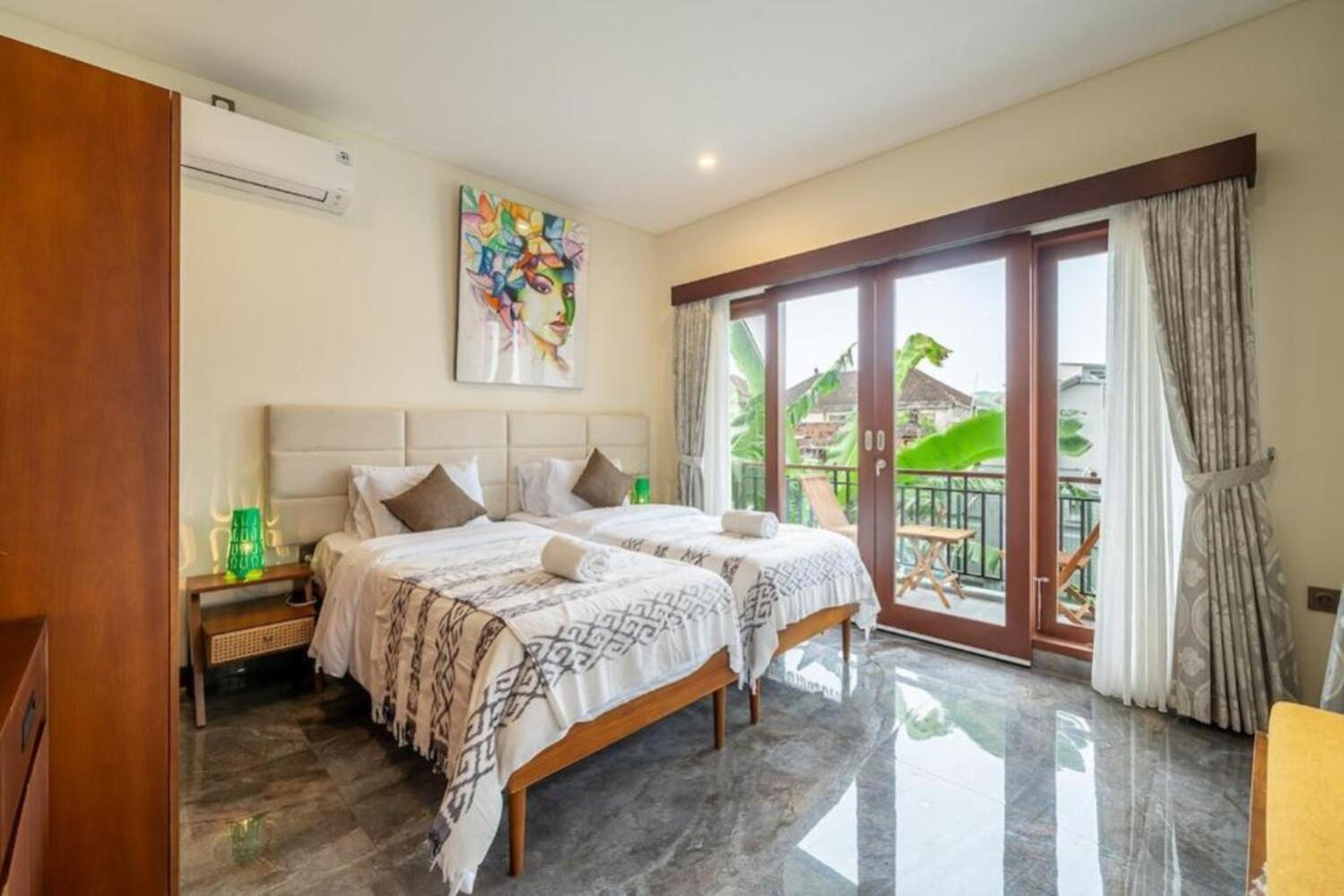Modern 5BR Luxury Villa with Pool & Rooftop - 100m from Sanur Beach