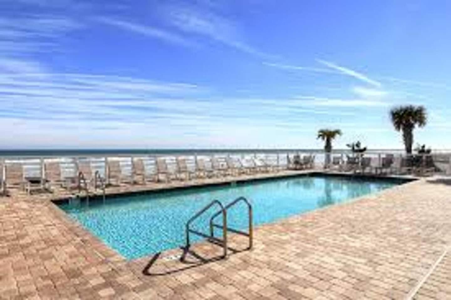 Beachfront 3BR Condo with Stunning Views Daytona