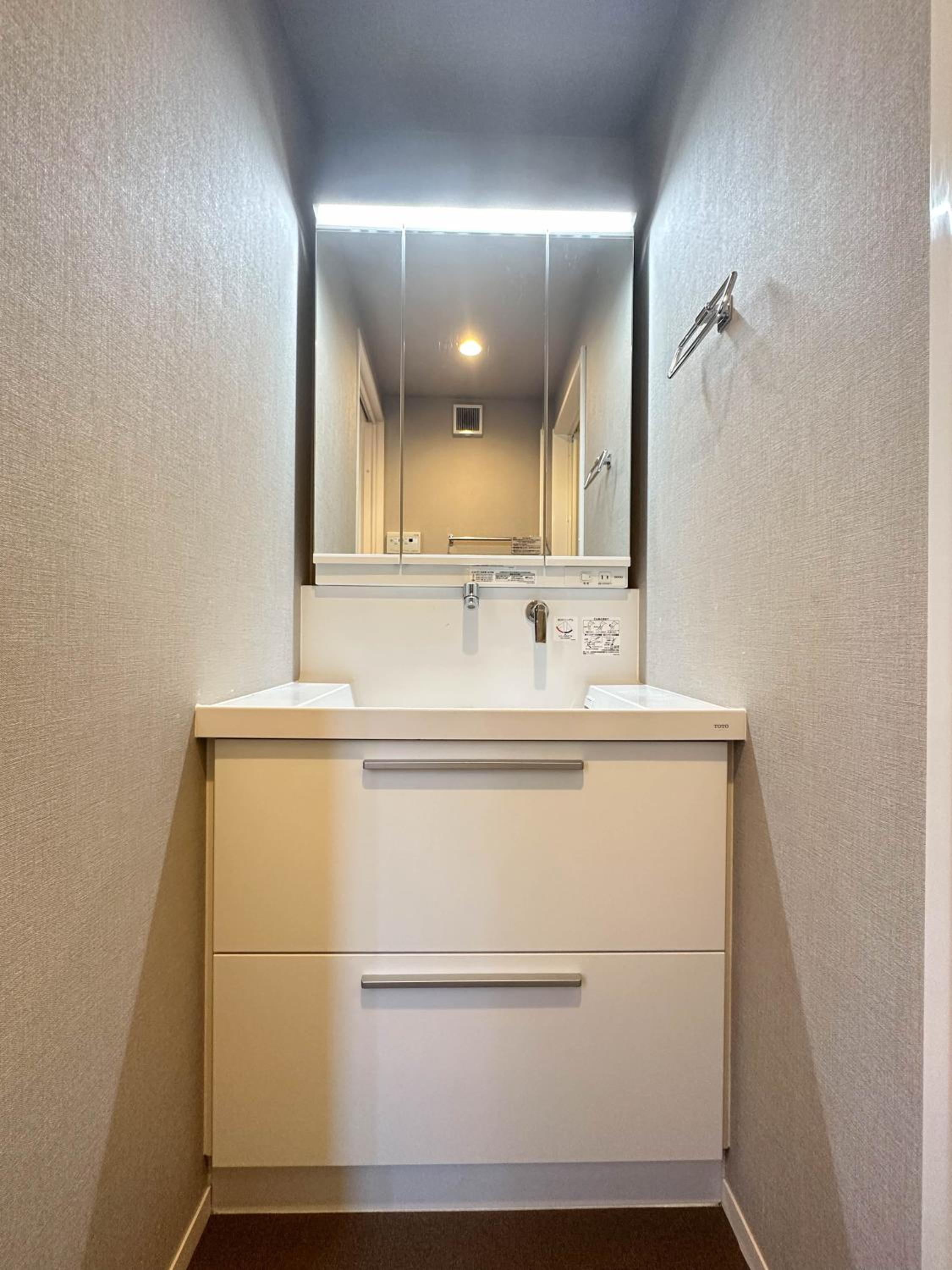 Osaka Shinsaibashi Dotonbori Tsutenkaku Villa House Free Parking 三房一厅一卫一浴