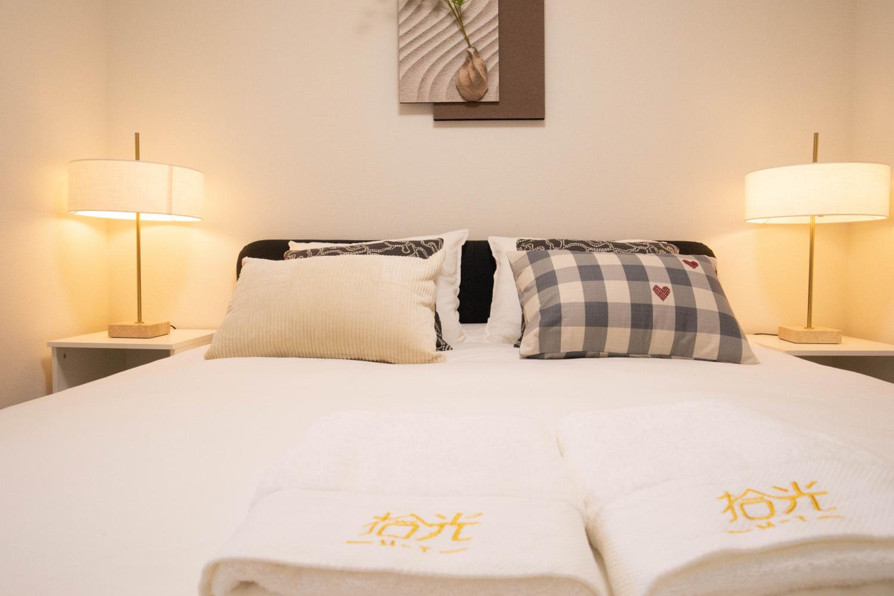Osaka Shinsaibashi Dotonbori Tsutenkaku Villa House Free Parking 三房一厅一卫一浴
