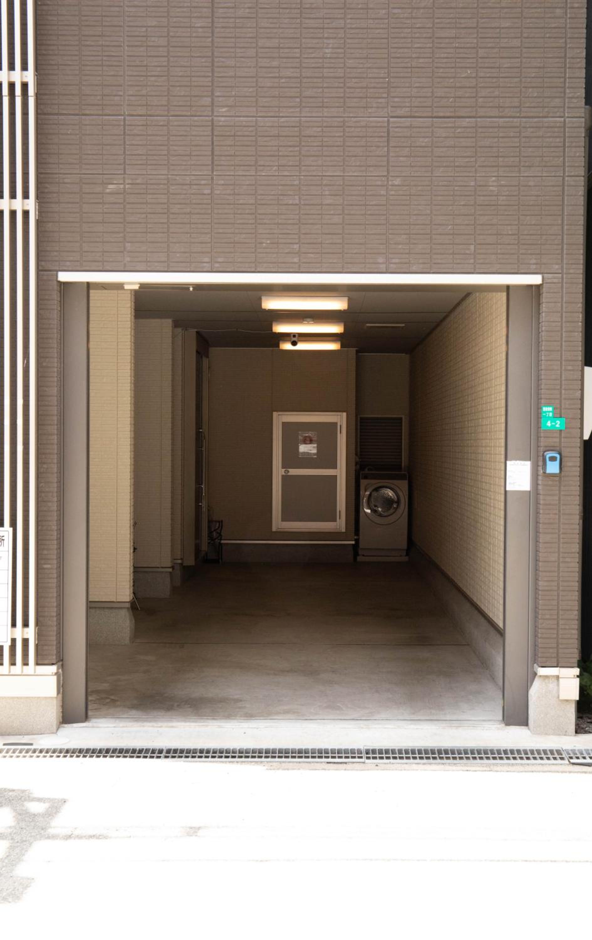 Osaka Shinsaibashi Dotonbori Tsutenkaku Villa House Free Parking 三房一厅一卫一浴