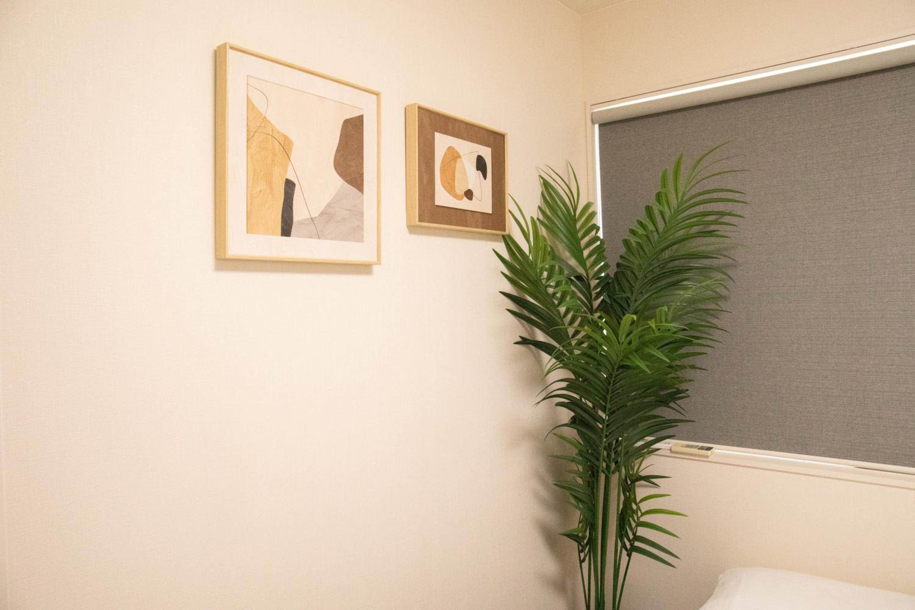 Osaka Shinsaibashi Dotonbori Tsutenkaku Villa House Free Parking 三房一厅一卫一浴