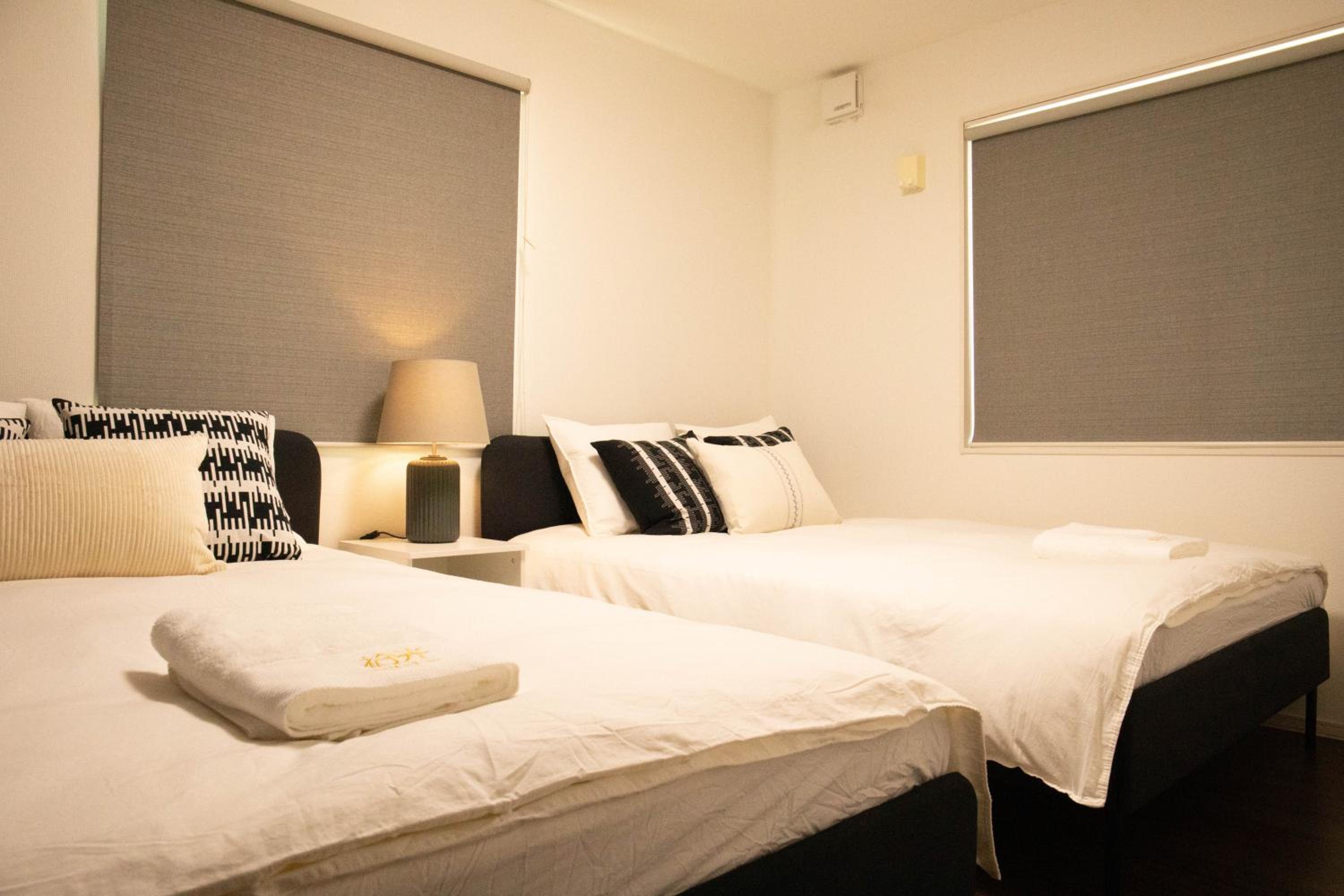 Osaka Shinsaibashi Dotonbori Tsutenkaku Villa House Free Parking 三房一厅一卫一浴