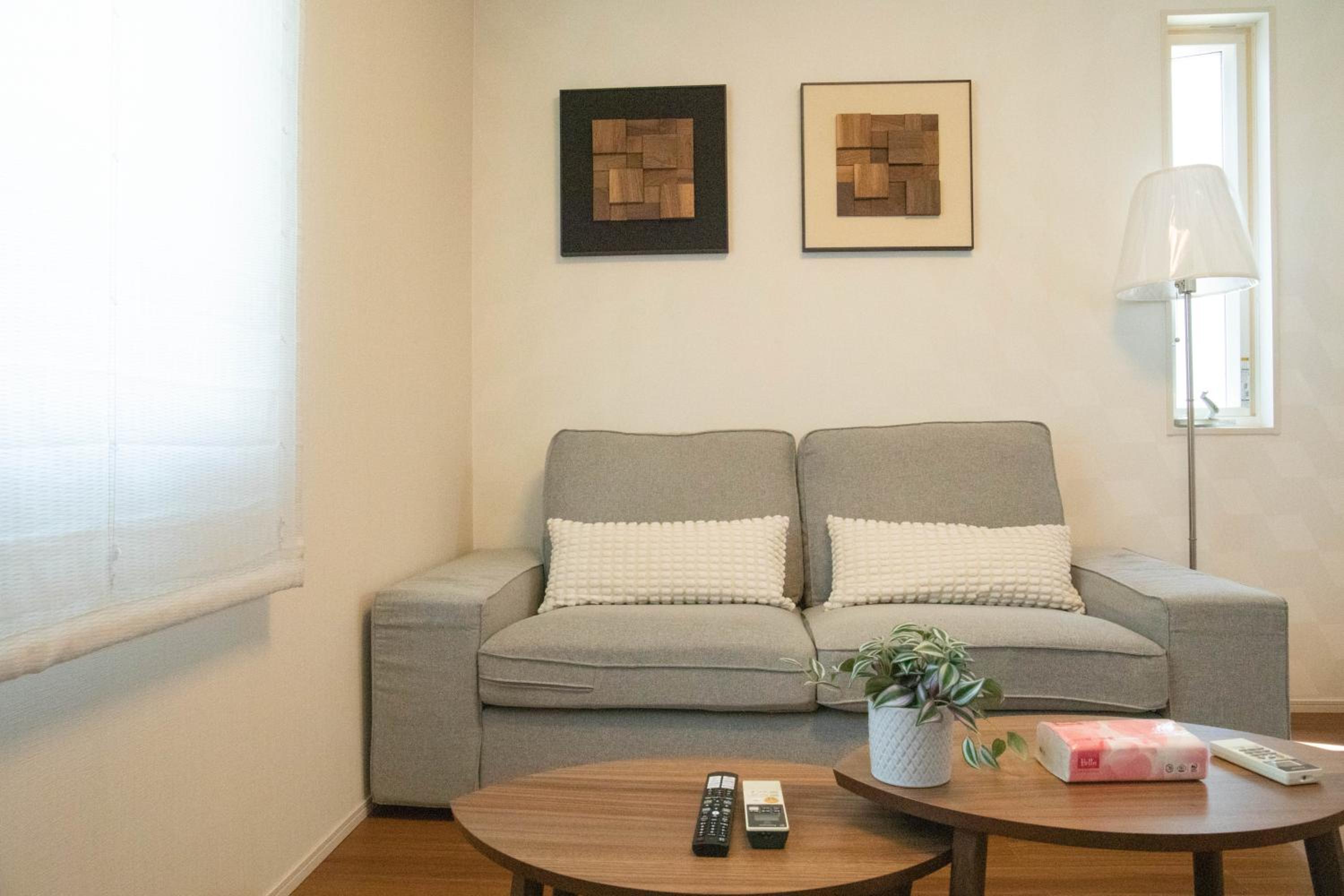 Osaka Shinsaibashi Dotonbori Tsutenkaku Villa House Free Parking 三房一厅一卫一浴