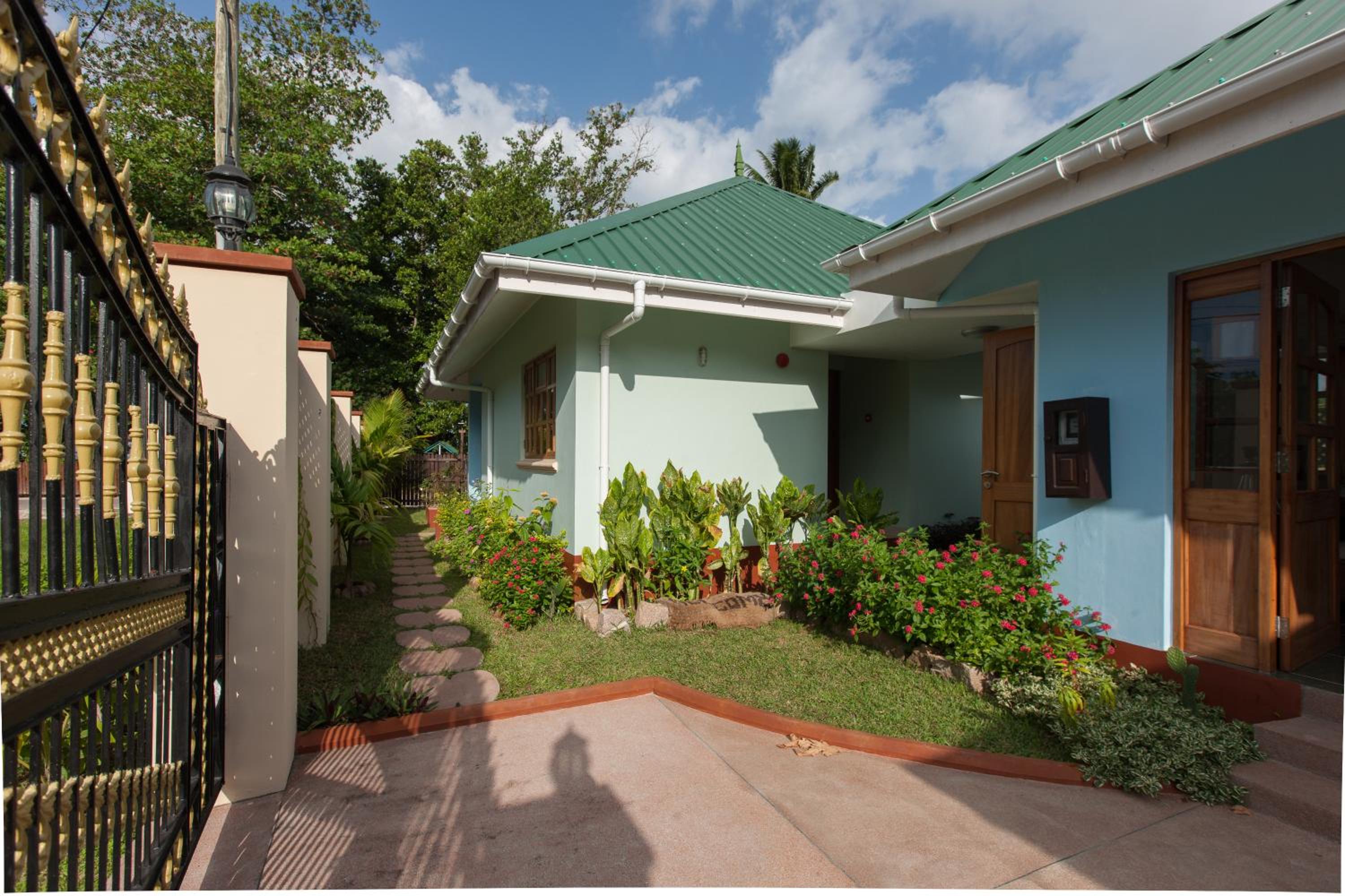 Le Relax Self Catering Apartment