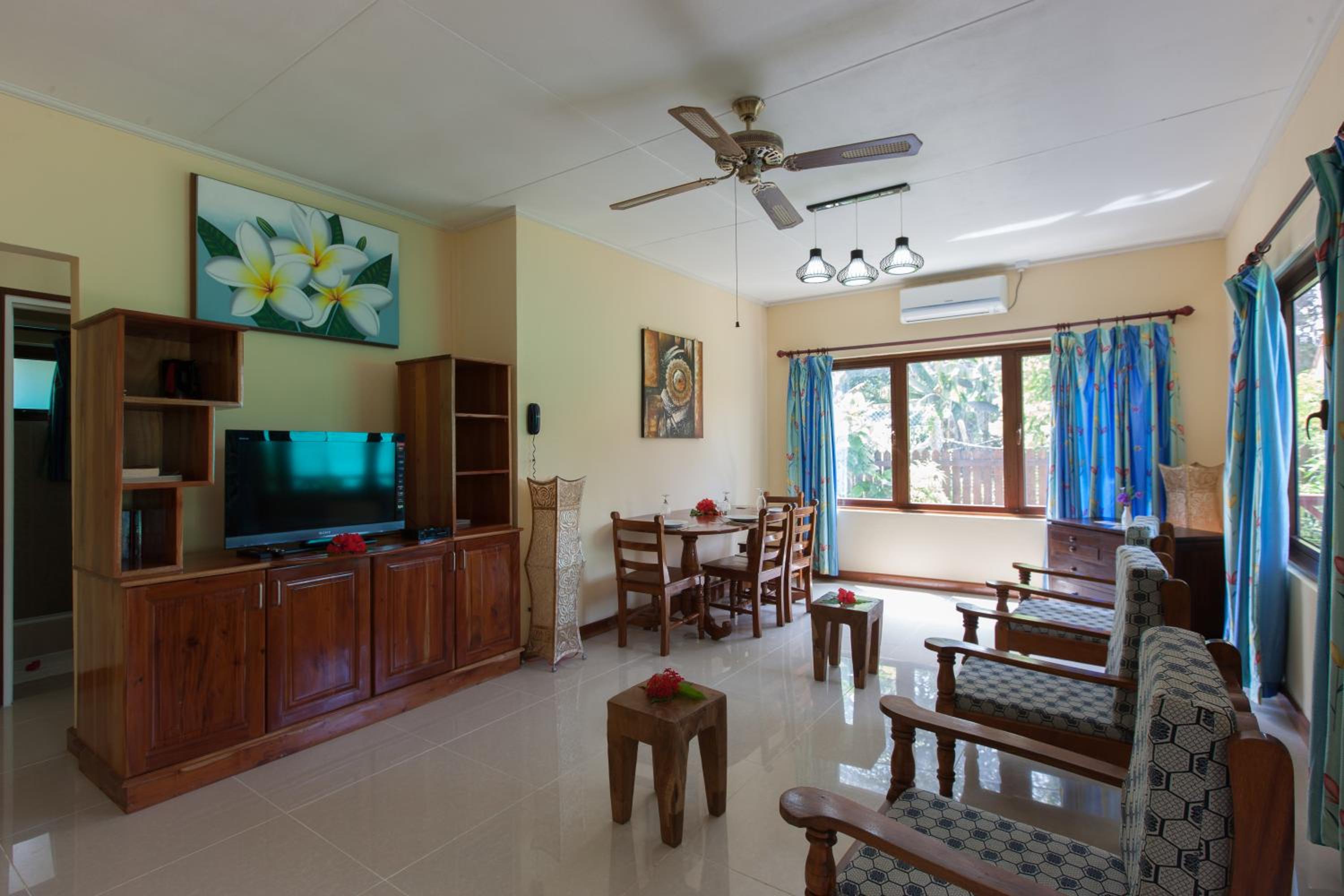 Le Relax Self Catering Apartment