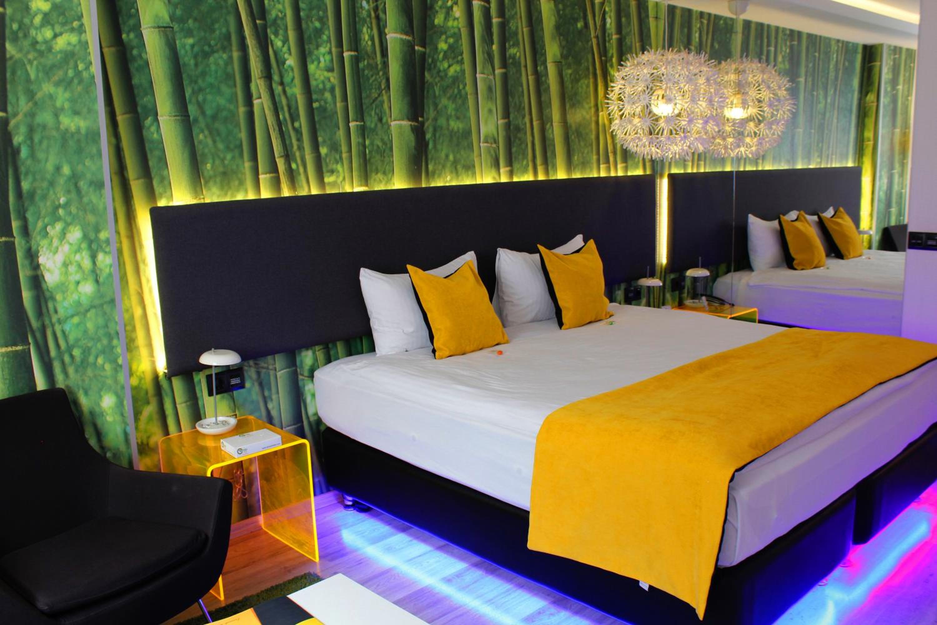 Tempo Suites Airport - Image 26