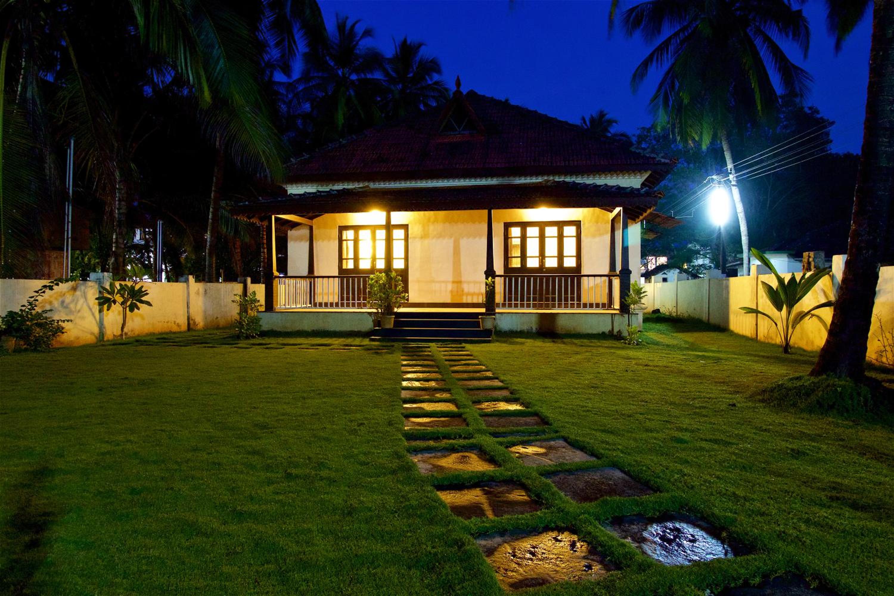 Beach Villa Morjim view 4