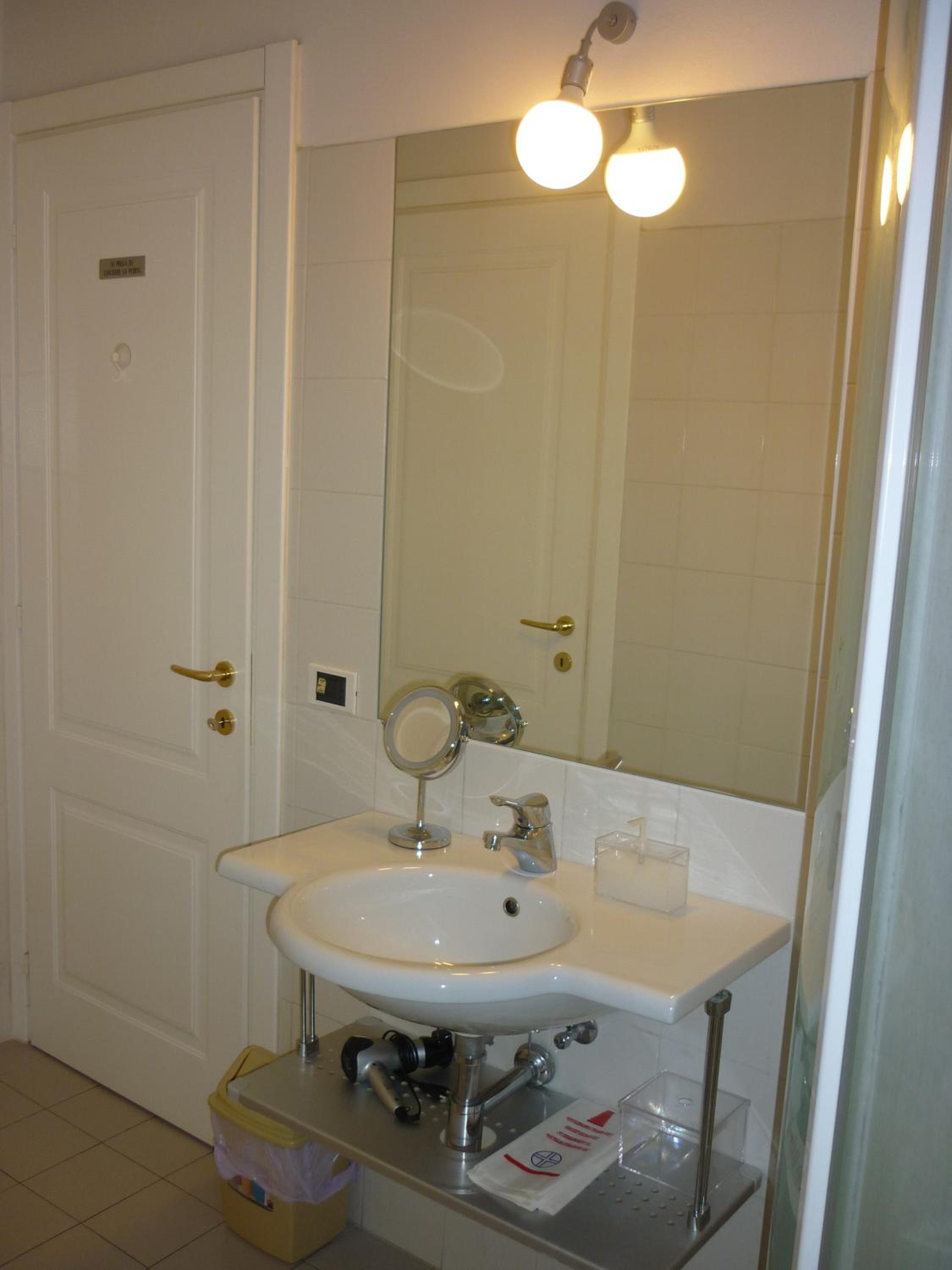 IL CASTELLO HOSTEL BOUTIQUE