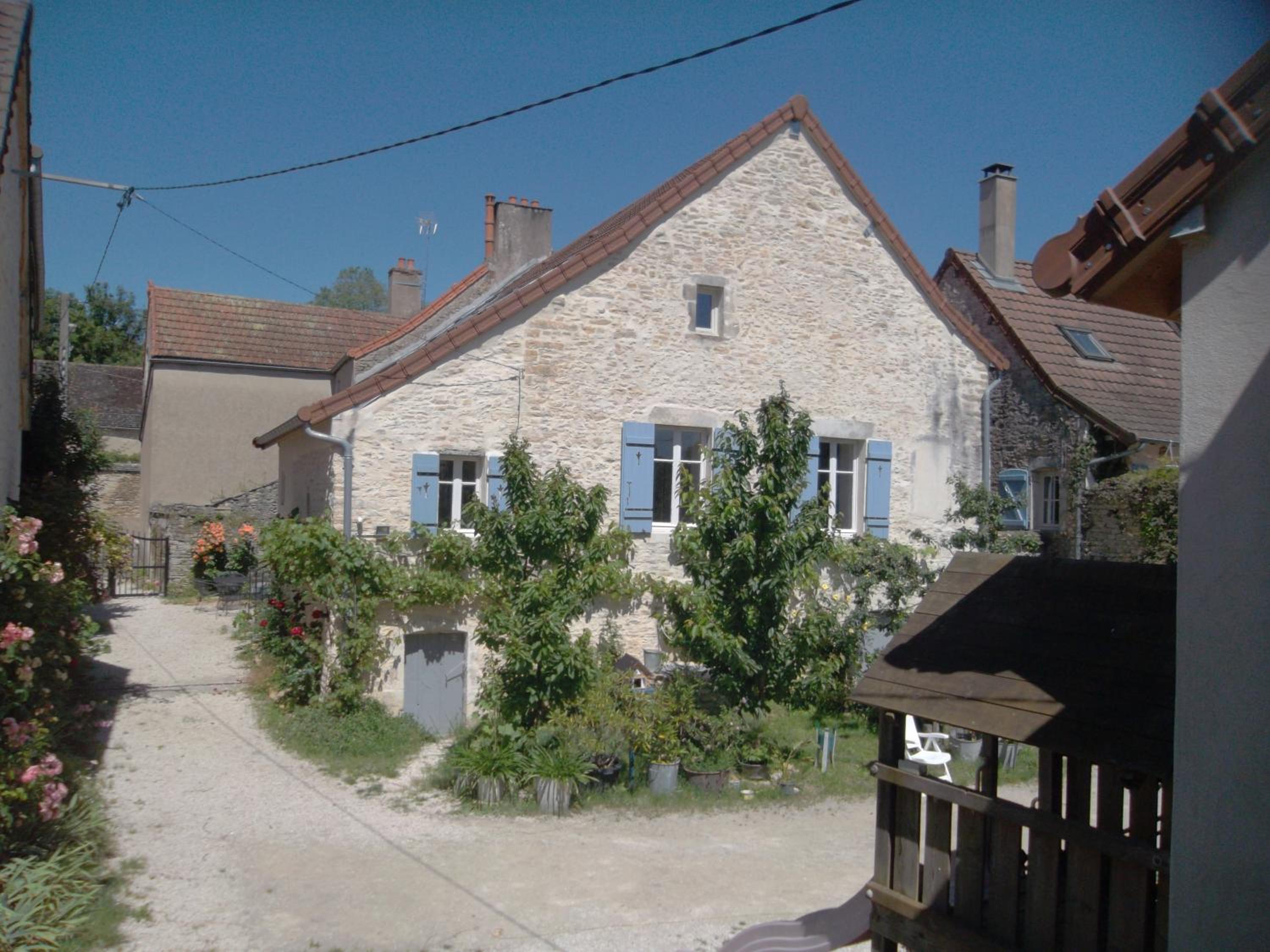 Photo 8
