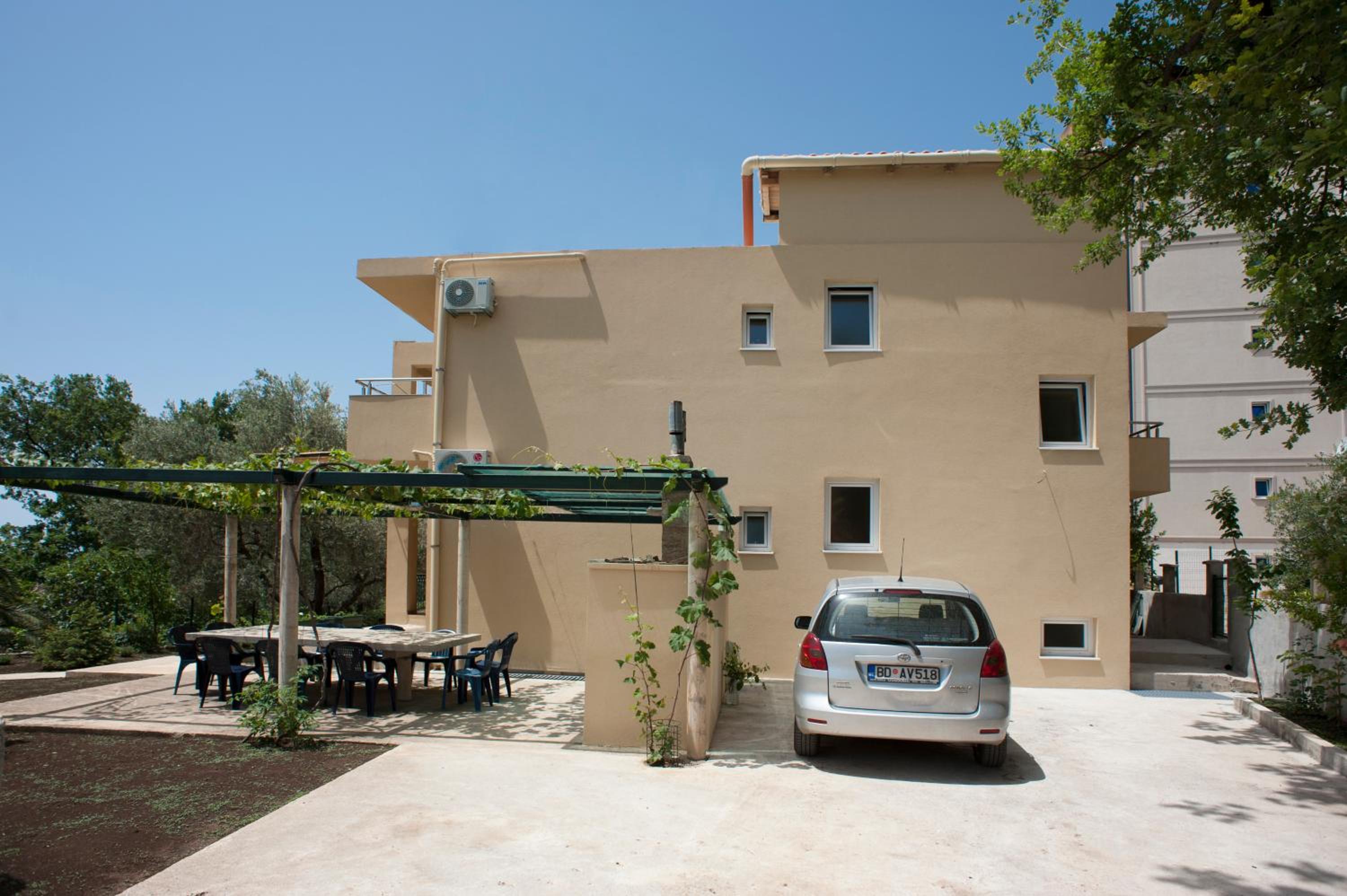 Photo 45