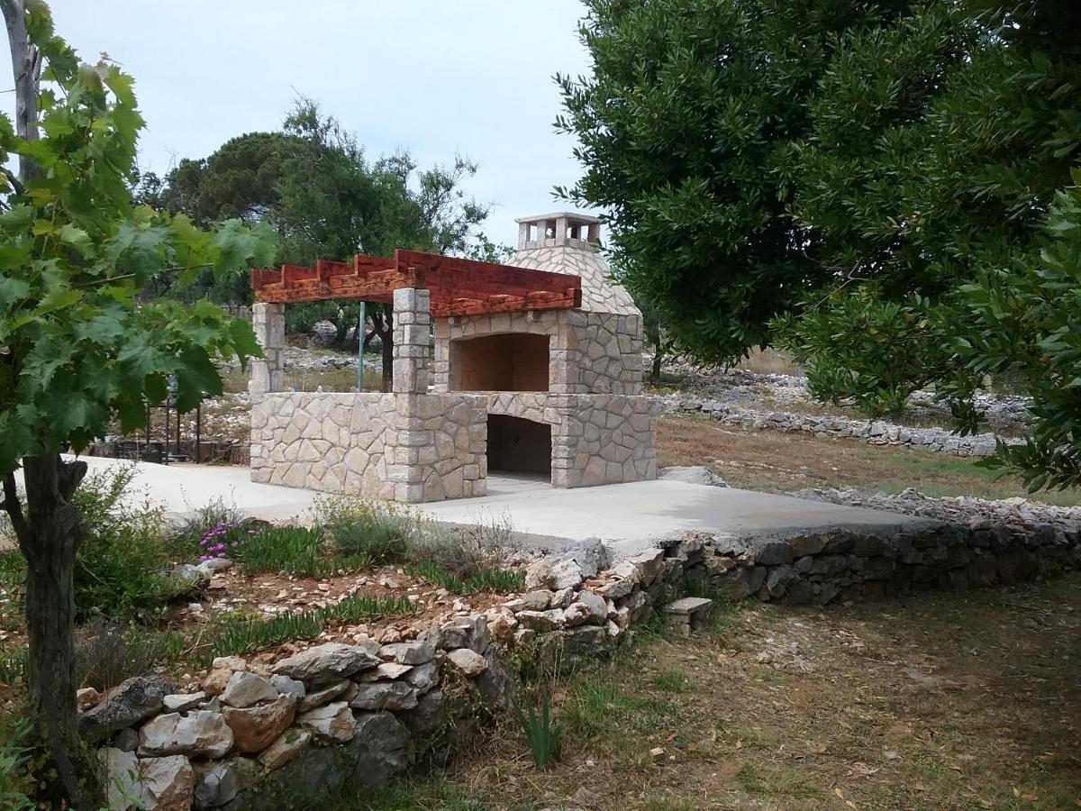 Photo 13