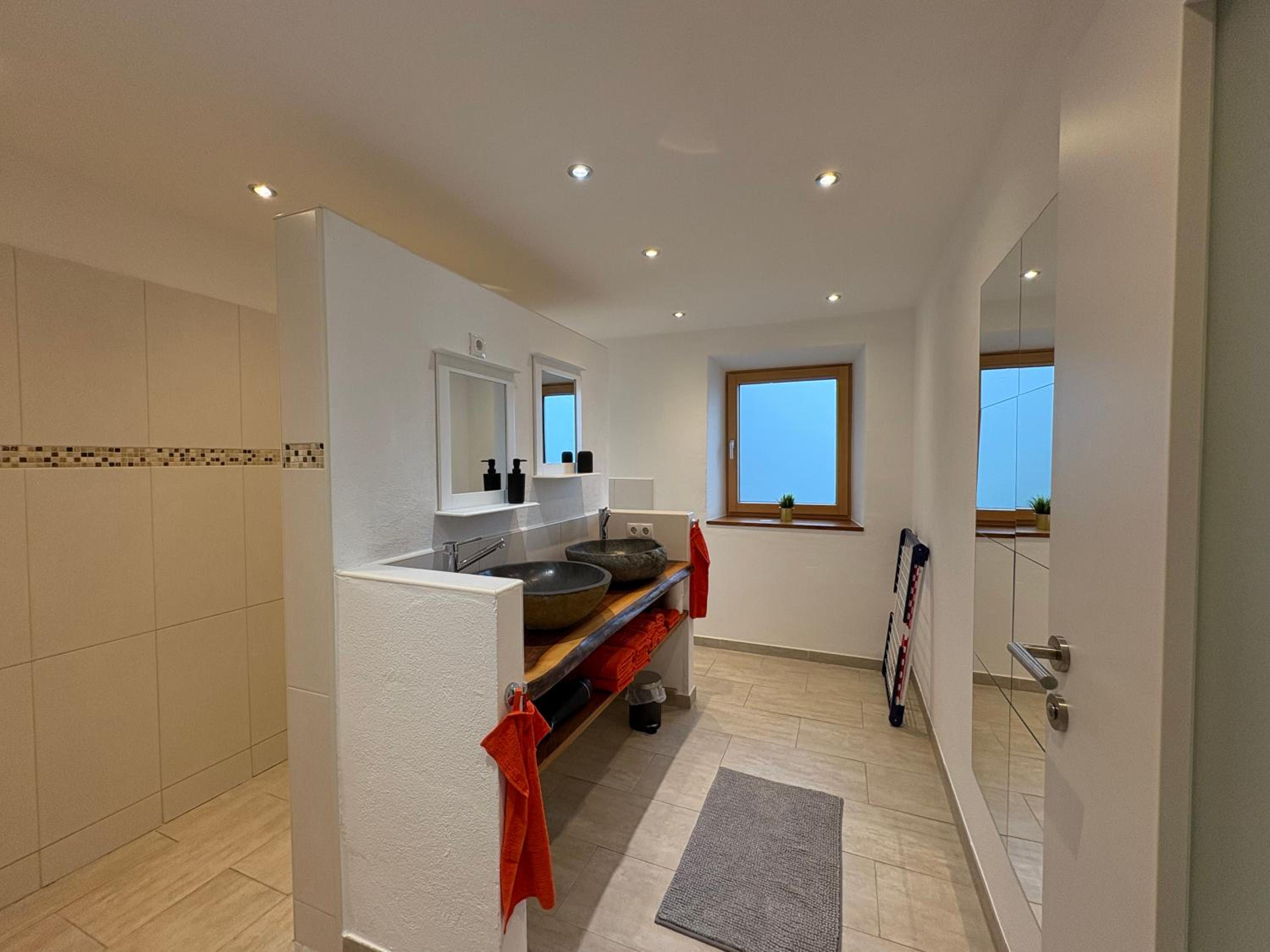 Modernes Serviced Apartment - FeWo Land Idyll