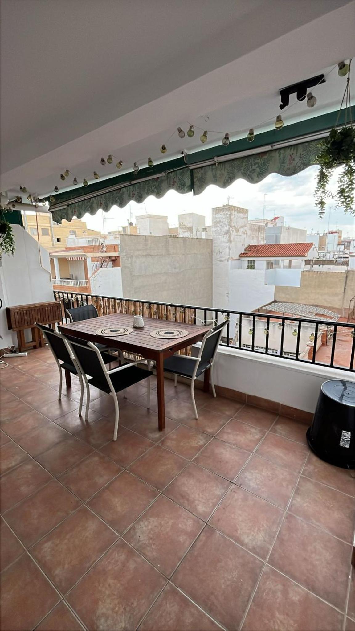 District Key - Puerto de Sagunto, Virgen Losar