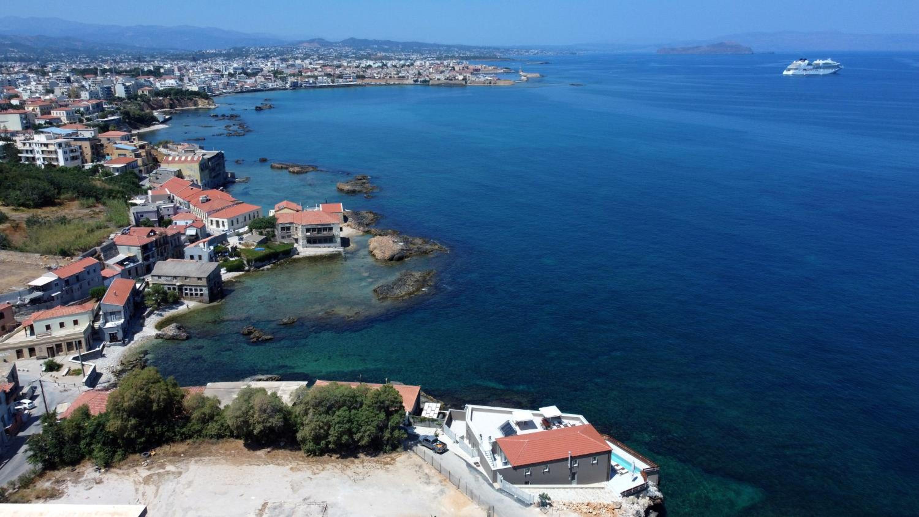 Kormoranos-Hydrobates Waterfront Villa