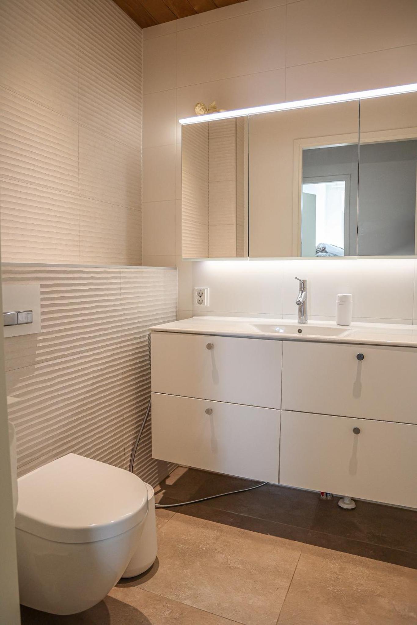 White Heaven Suite By BookLapland
