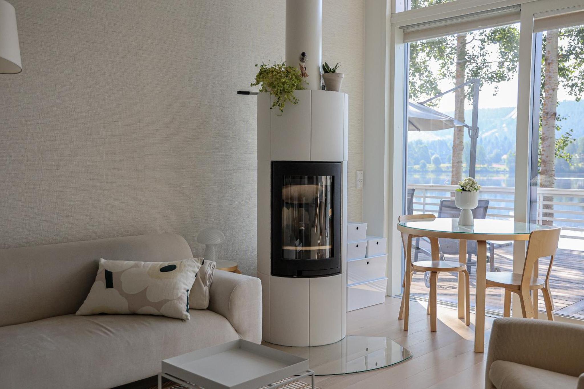 White Heaven Suite By BookLapland