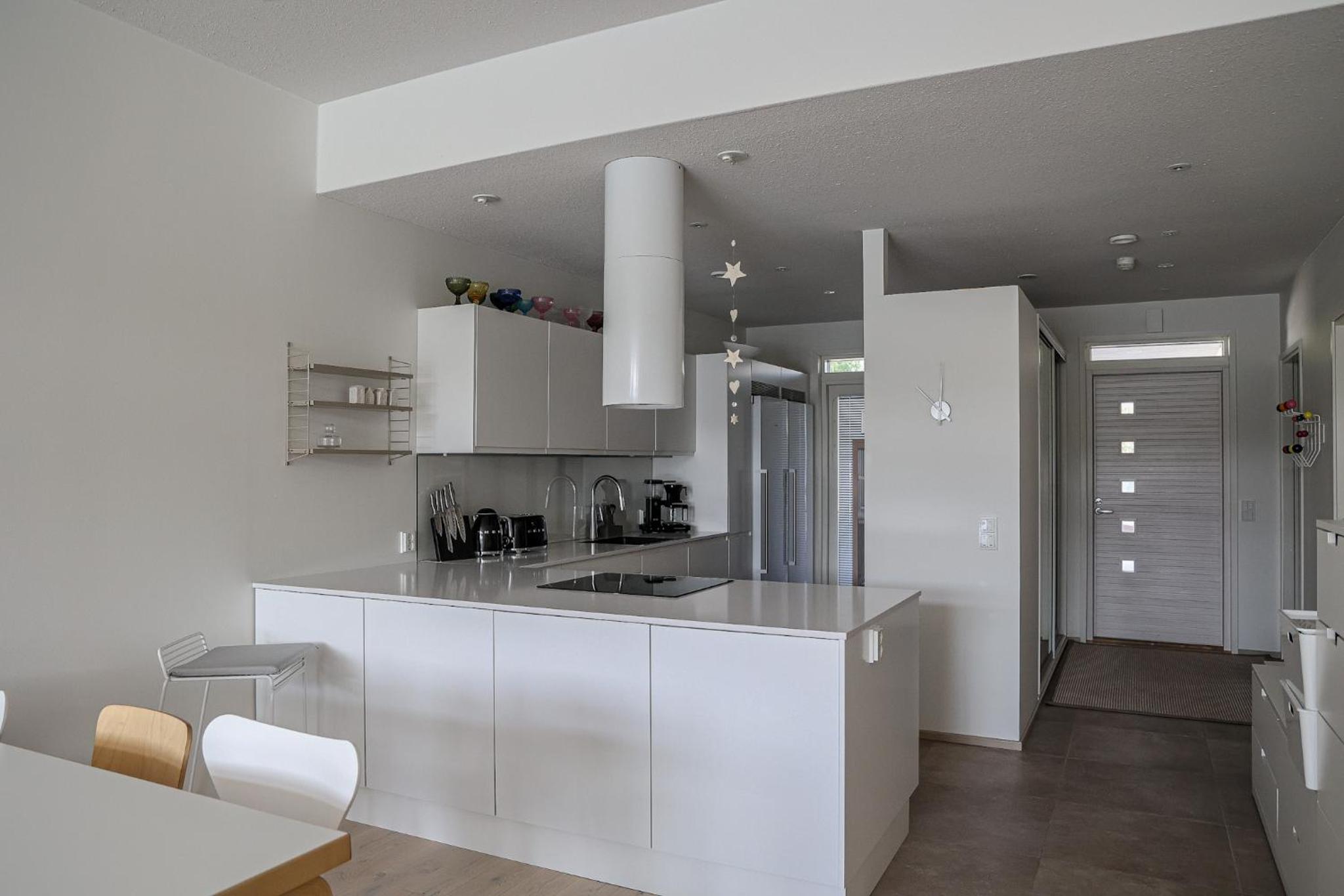 White Heaven Suite By BookLapland