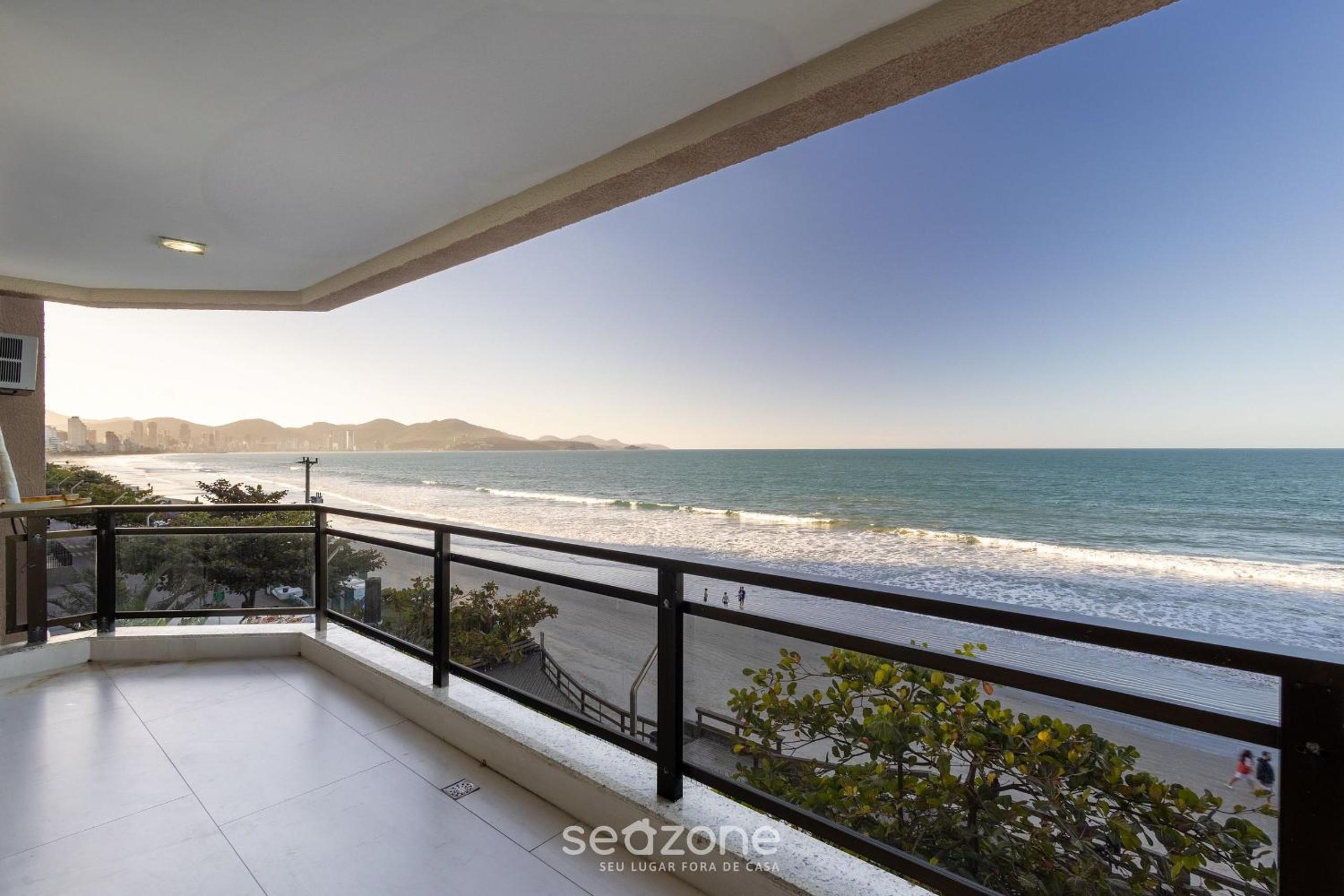 Beachfront Apartment with Beach View VTE0301