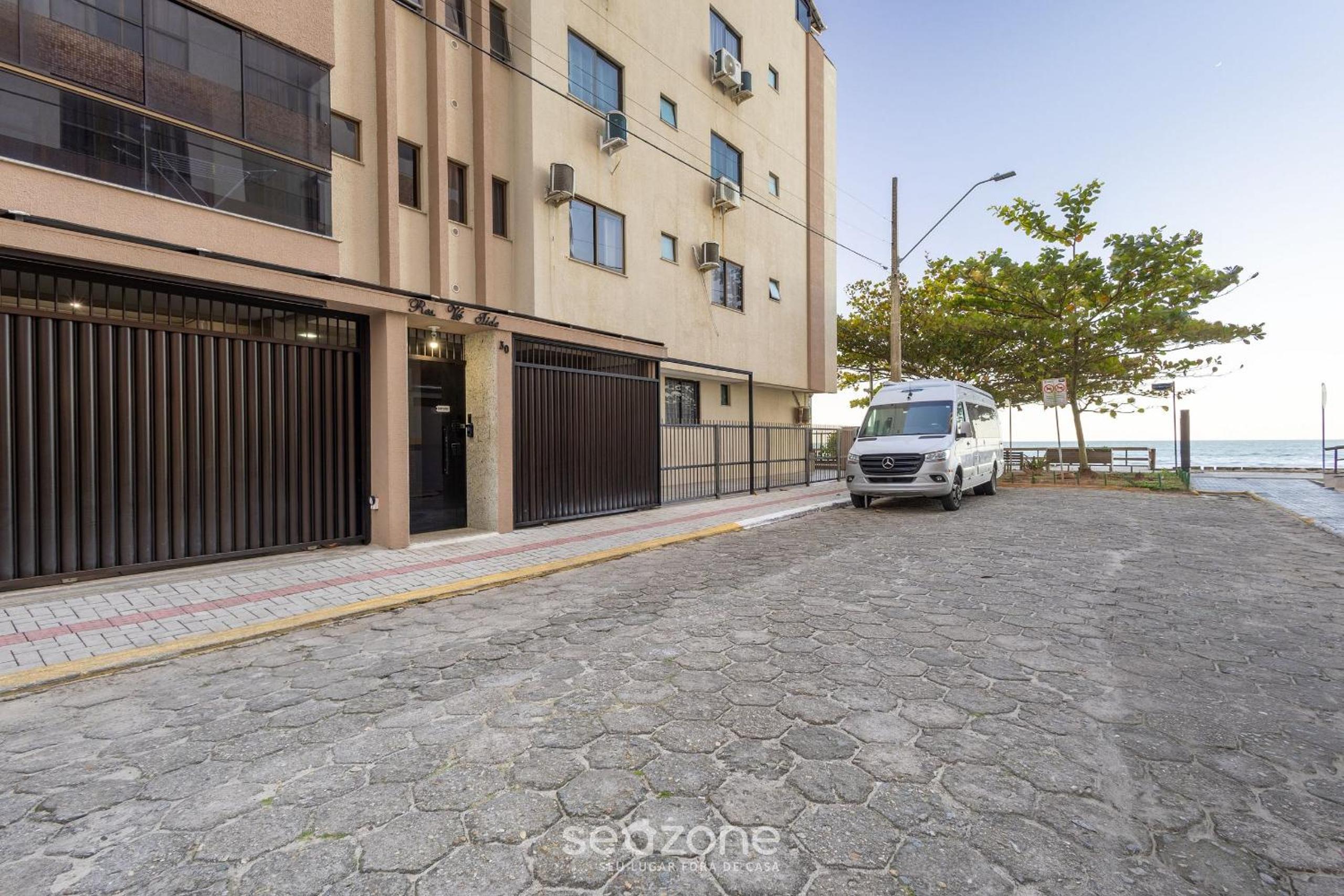 Beachfront Apartment with Beach View VTE0301