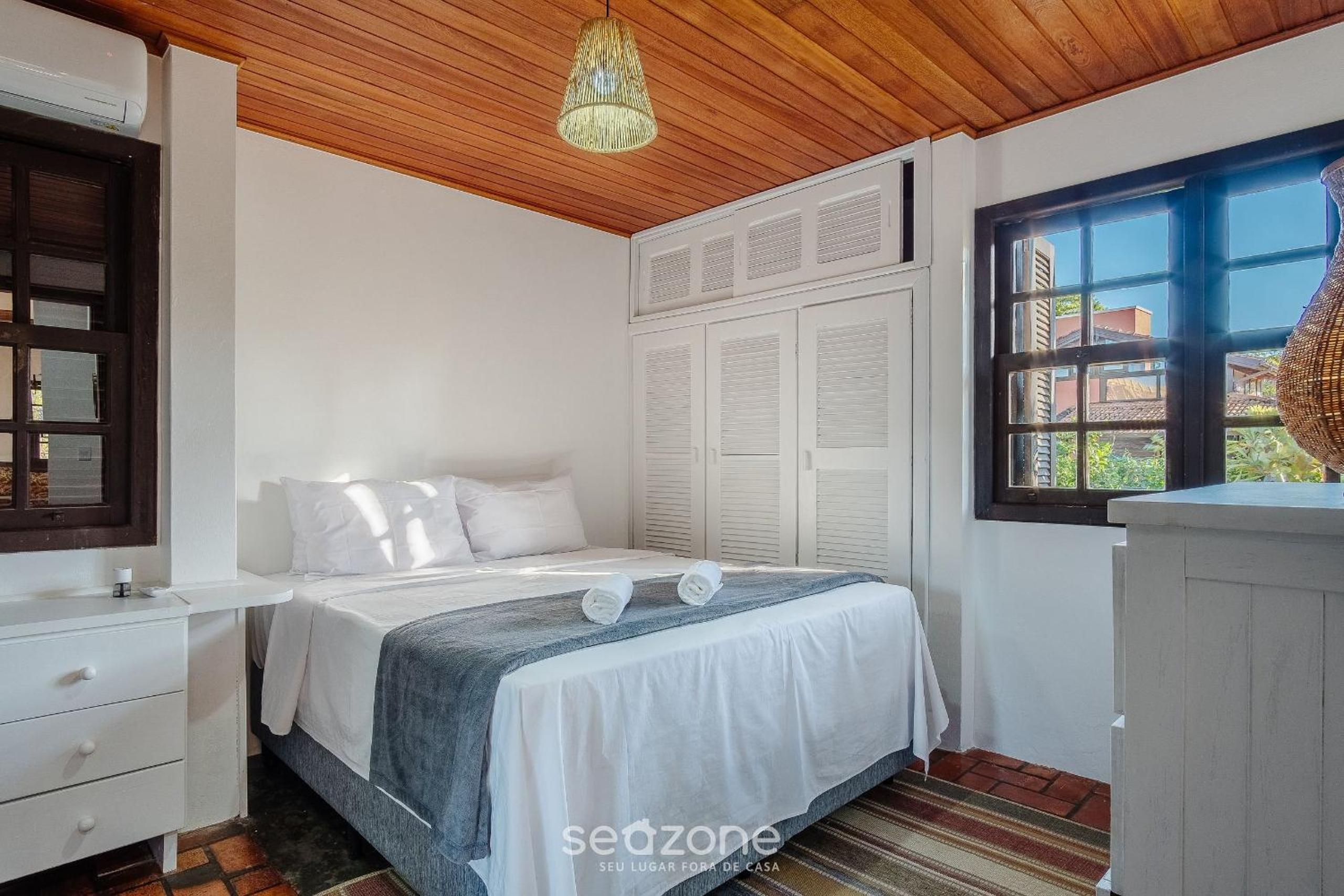 3-Bedroom House 350m from the Beach TAB0140