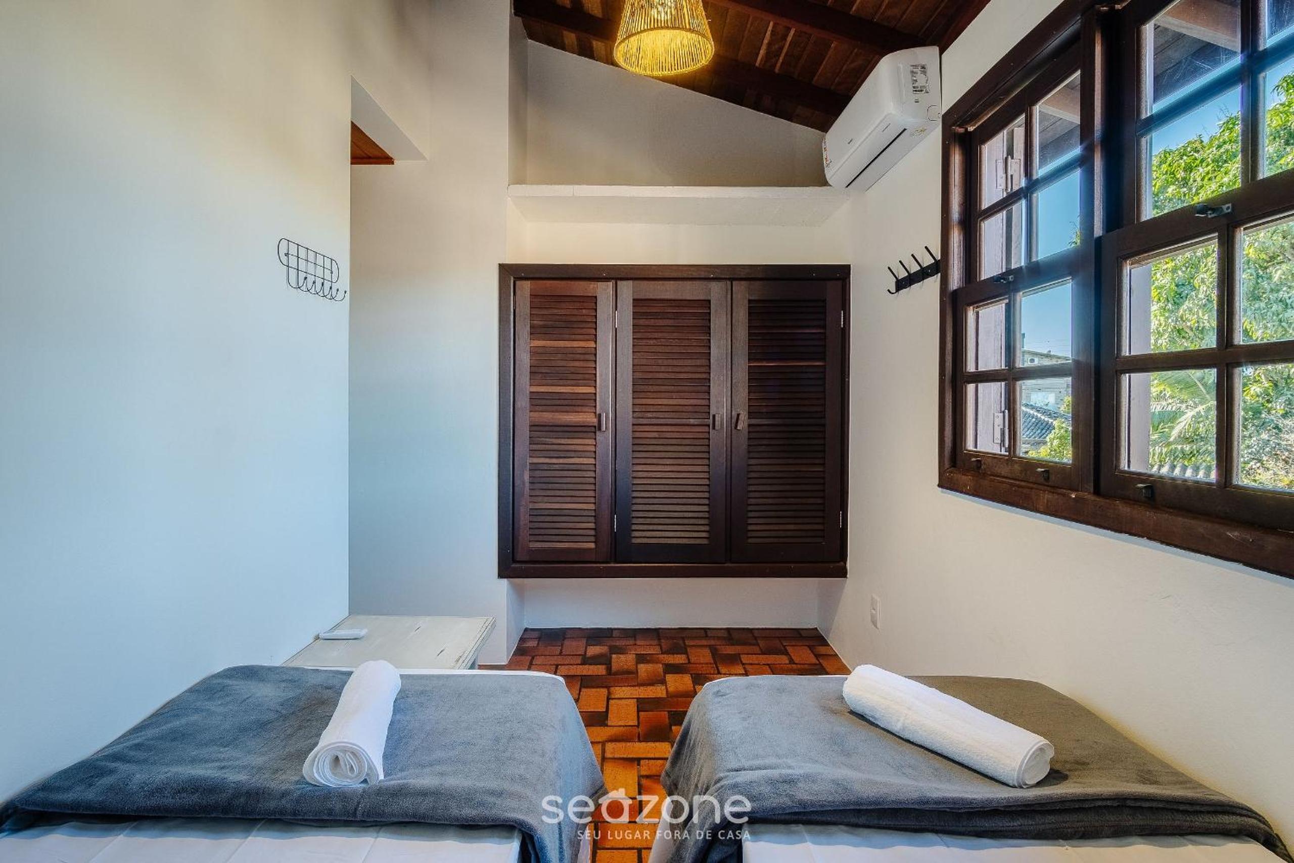 3-Bedroom House 350m from the Beach TAB0140