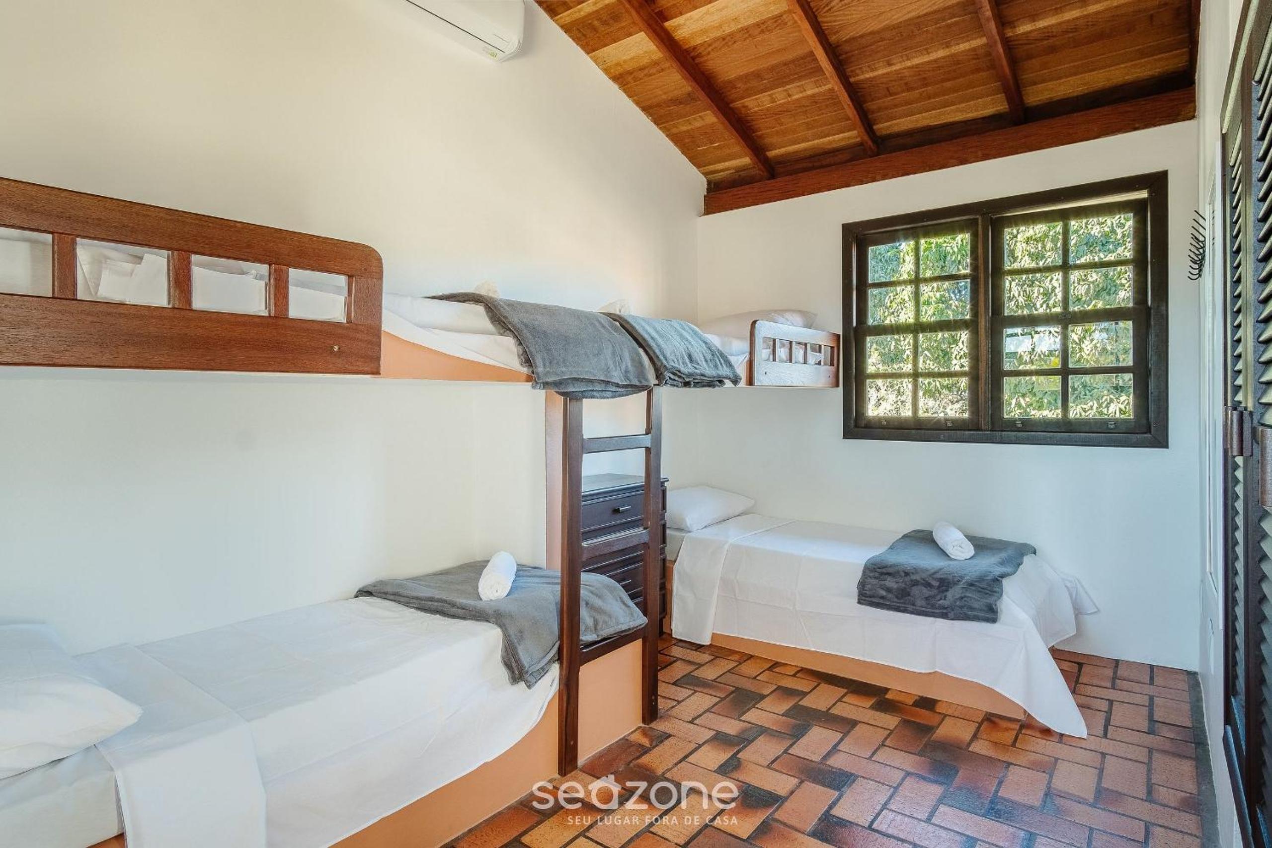 3-Bedroom House 350m from the Beach TAB0140