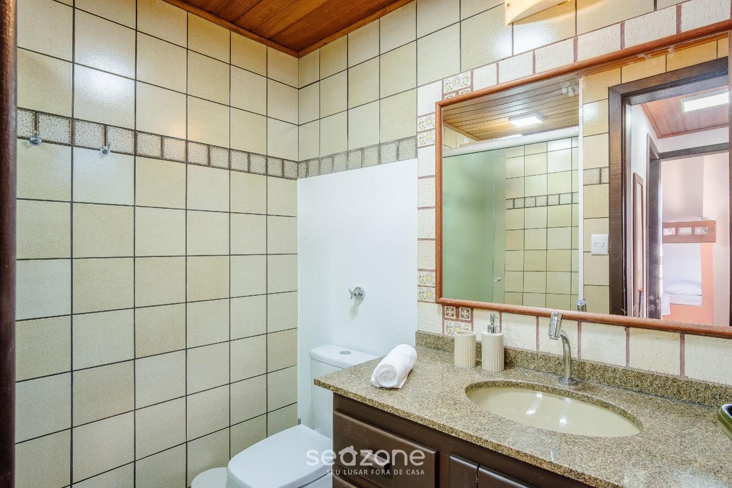 3-Bedroom House 350m from the Beach TAB0140