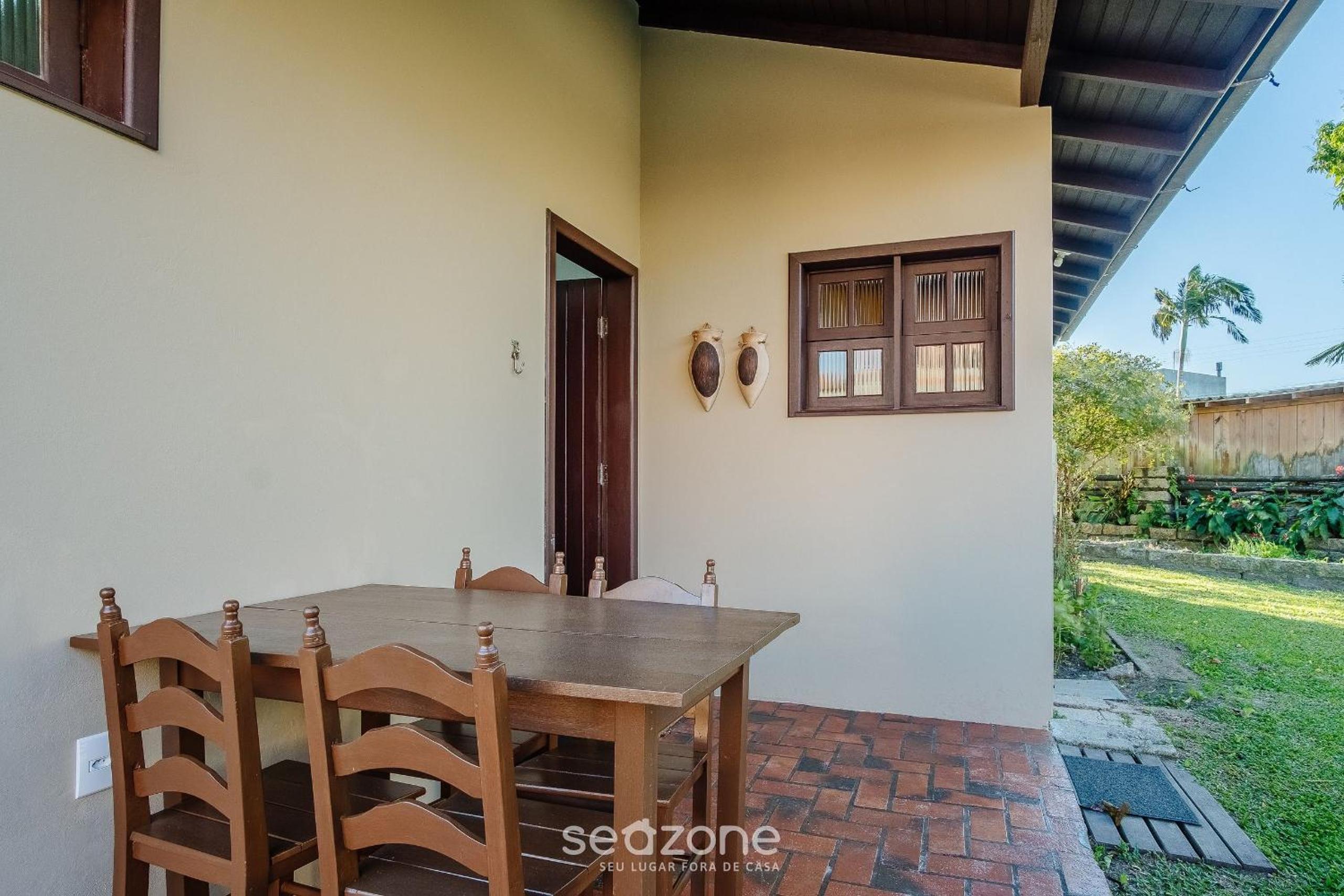3-Bedroom House 350m from the Beach TAB0140
