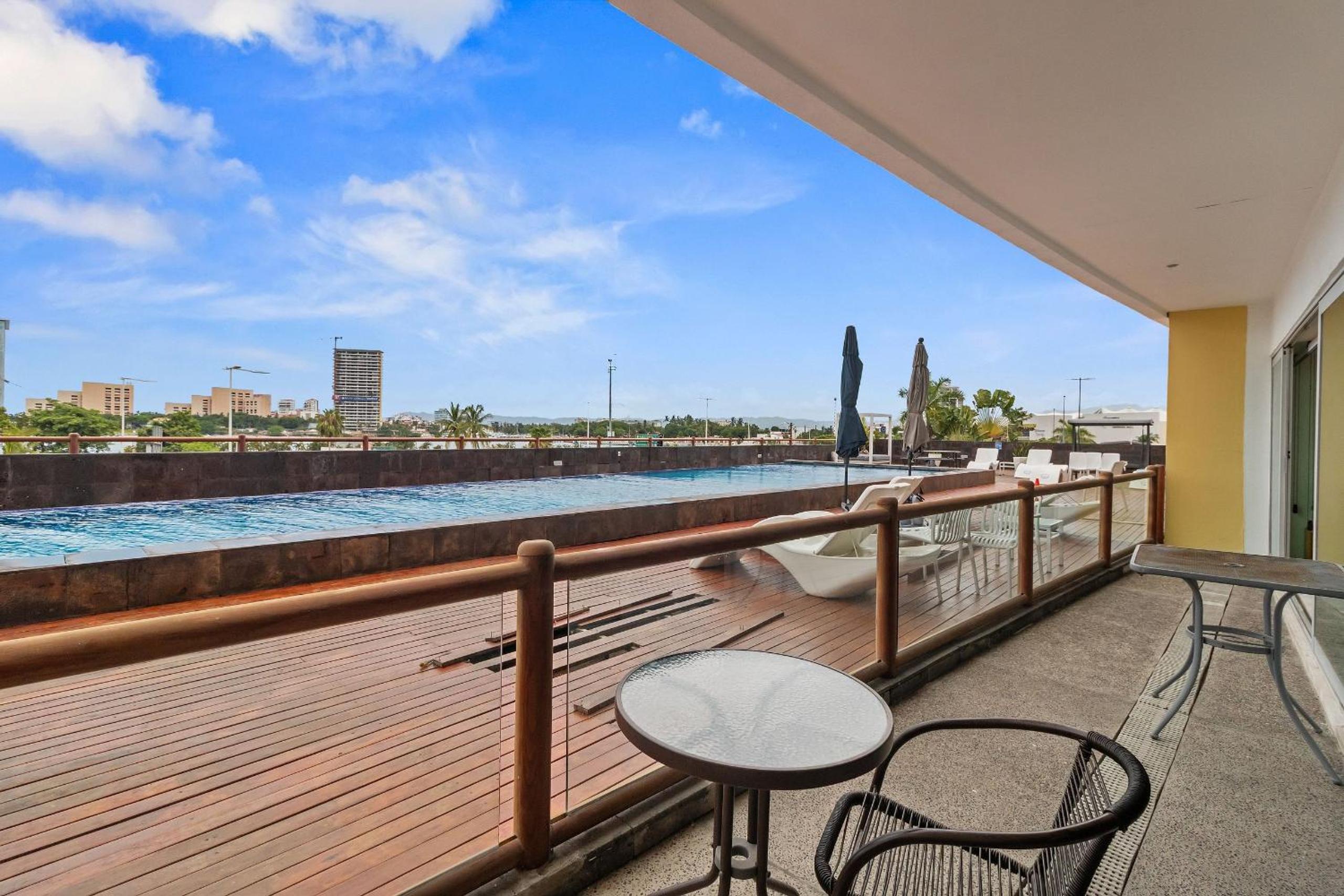Deck12 Casino and Resort by Monyxbnb