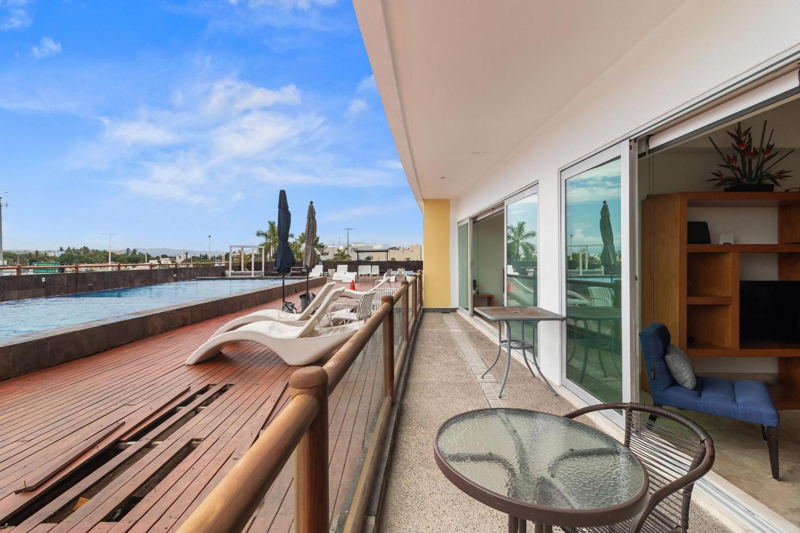Deck12 Casino and Resort by Monyxbnb