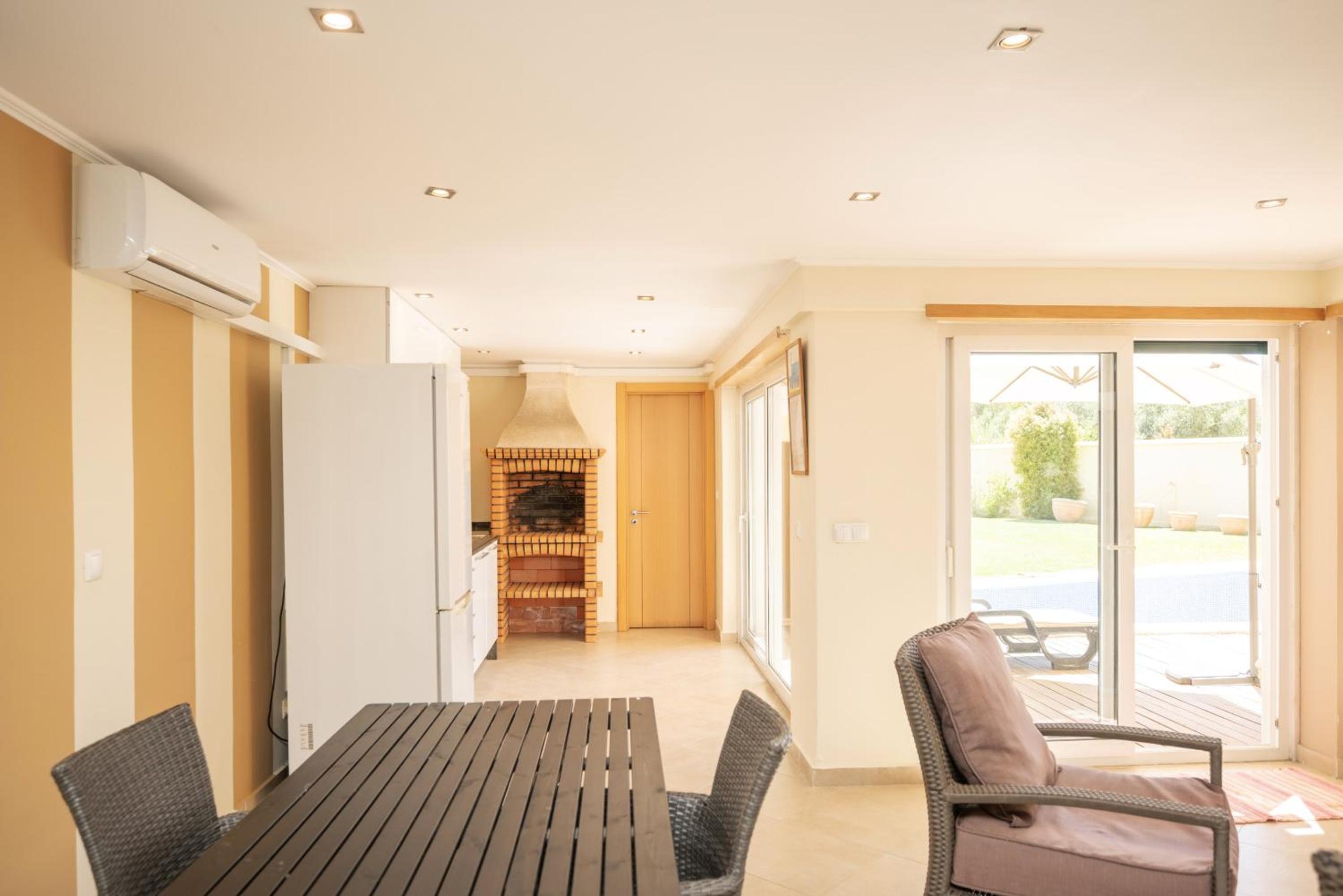 São Pedro do Estoril Villa By Hosty