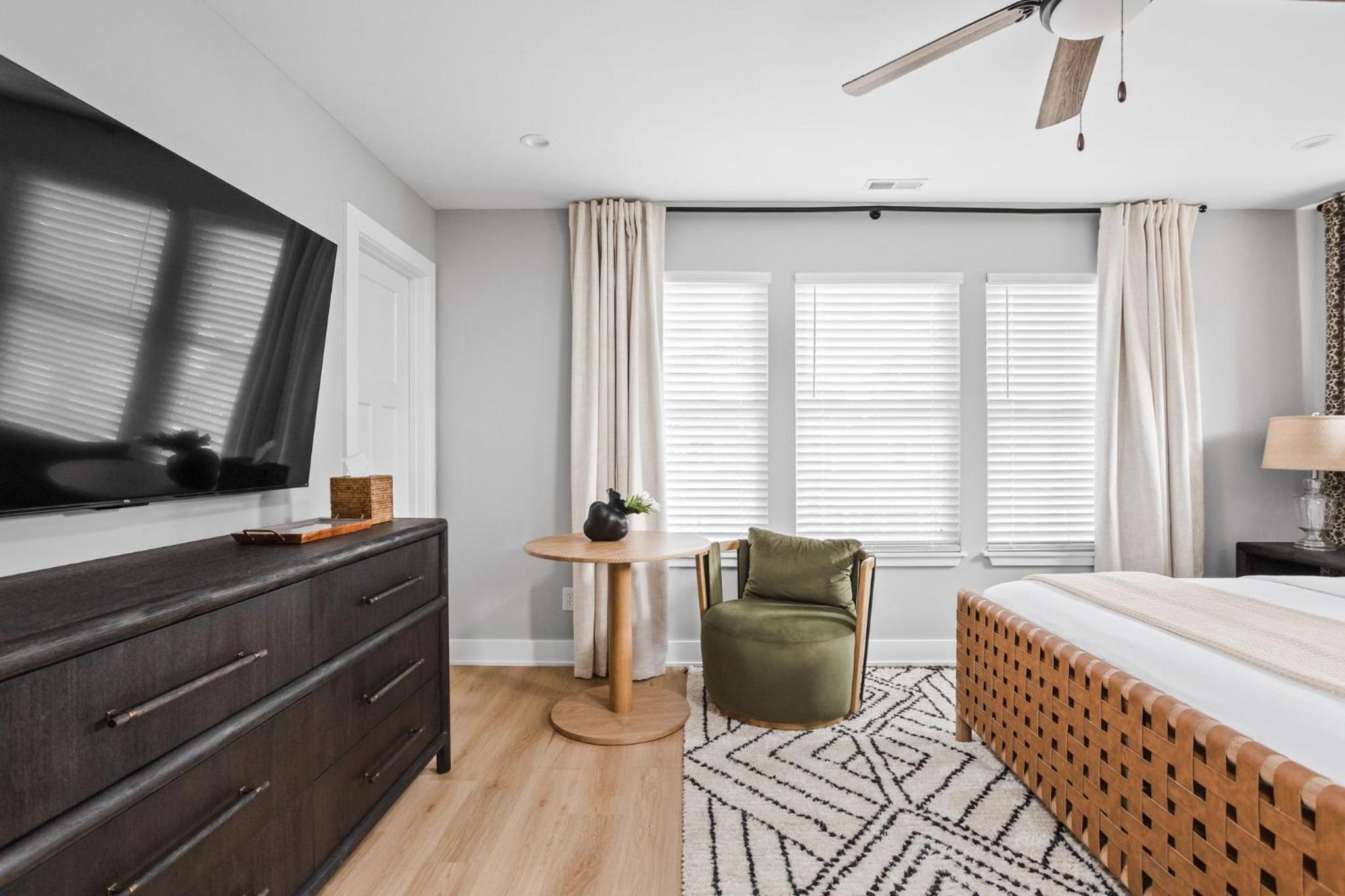 Luxury Retreat Near Downtown
