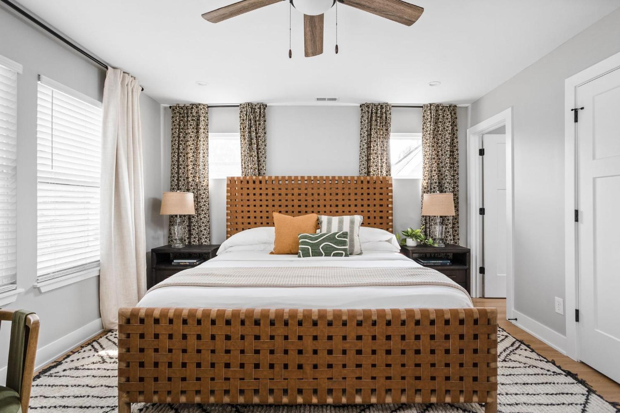 Luxury Retreat Near Downtown