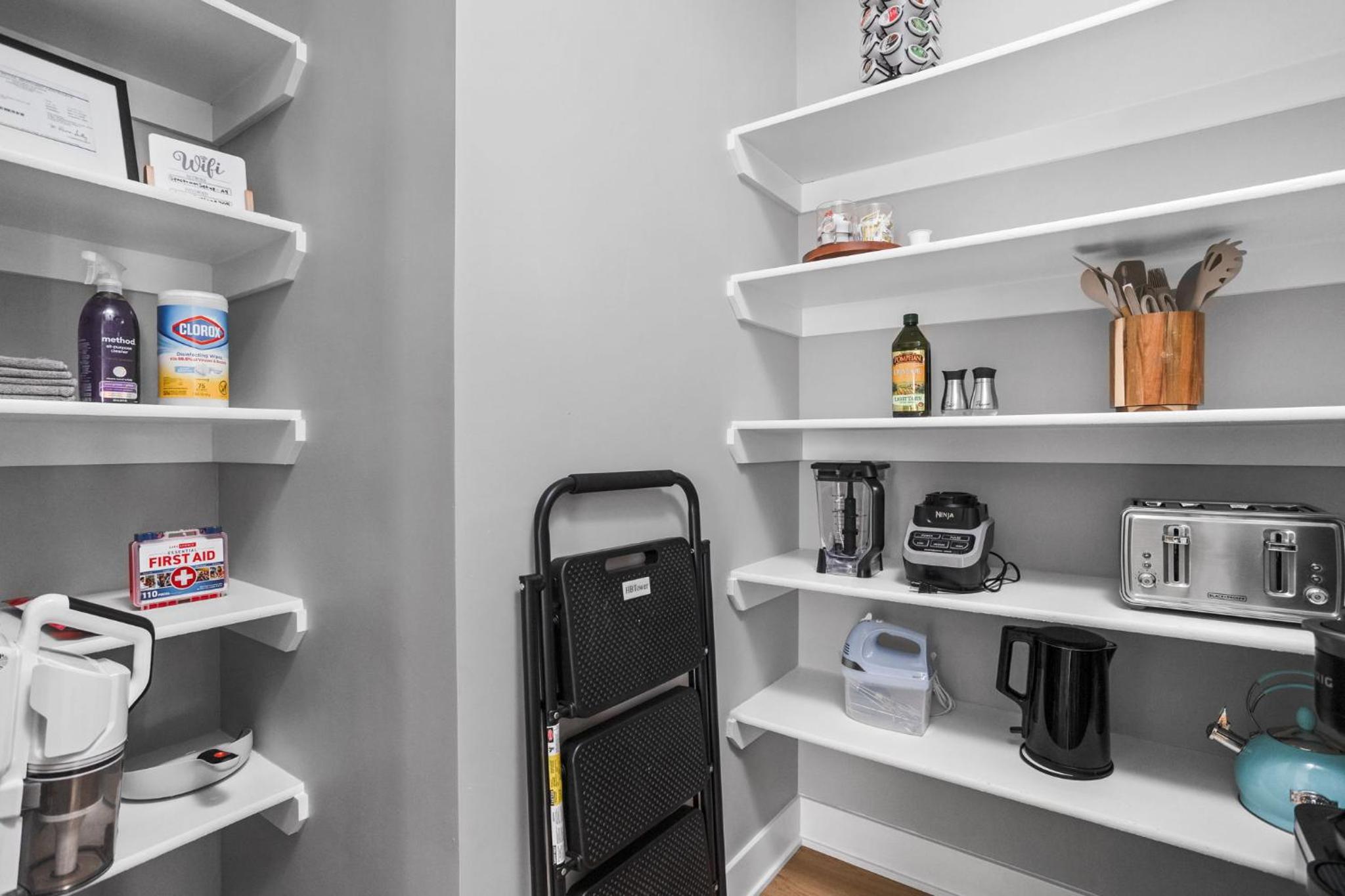 Luxury Retreat Near Downtown