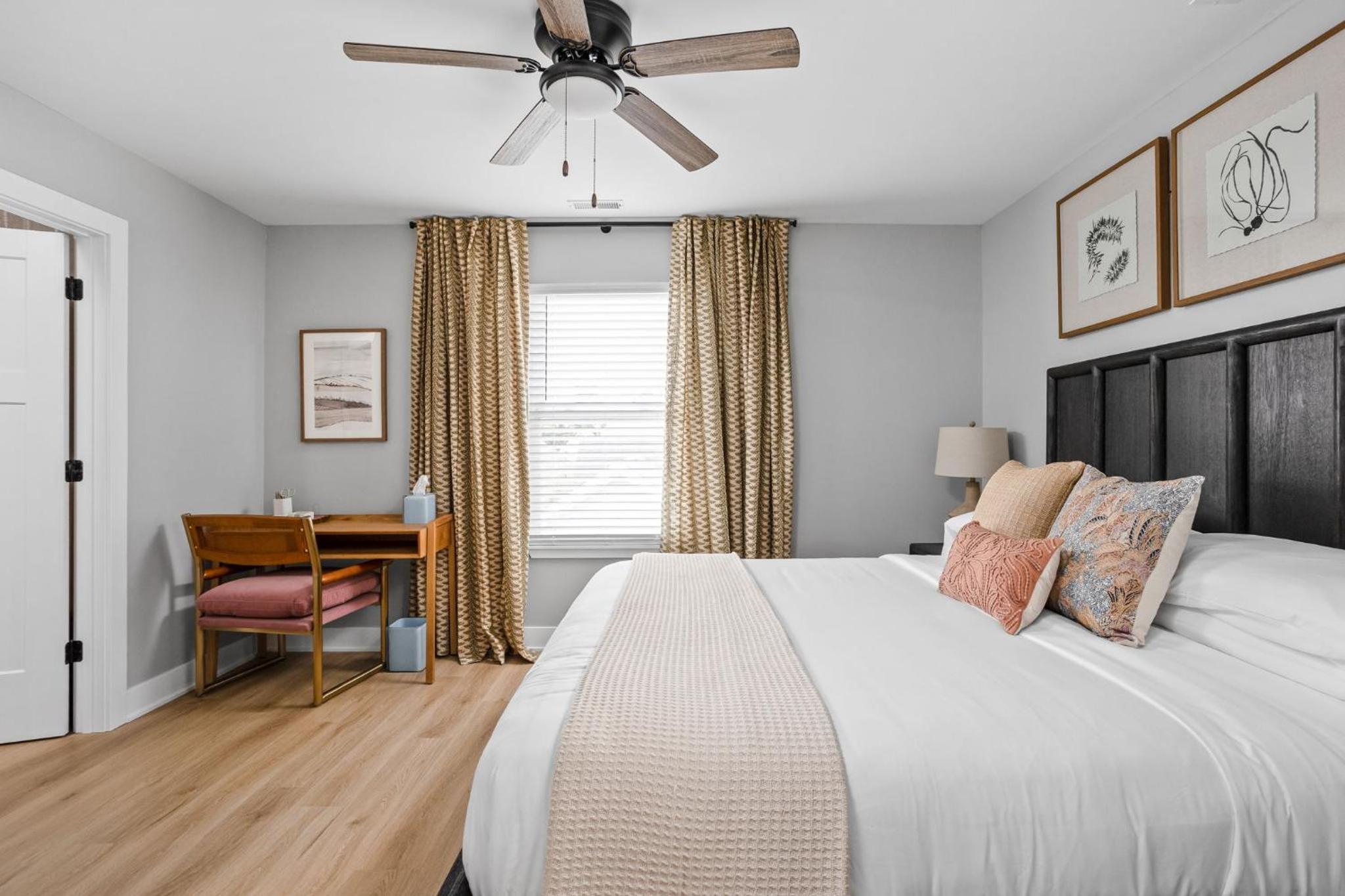 Luxury Retreat Near Downtown
