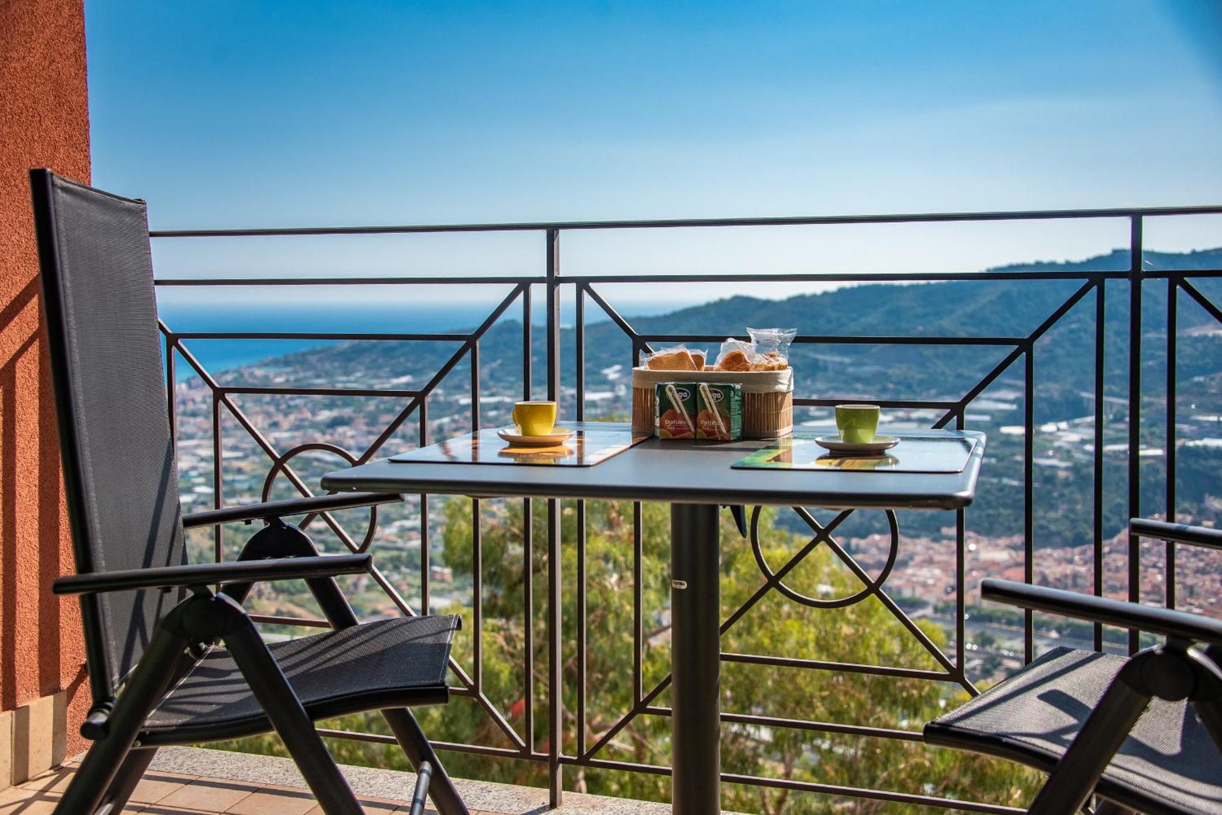 Fra Cielo e Mare - Private parking & Wi-Fi