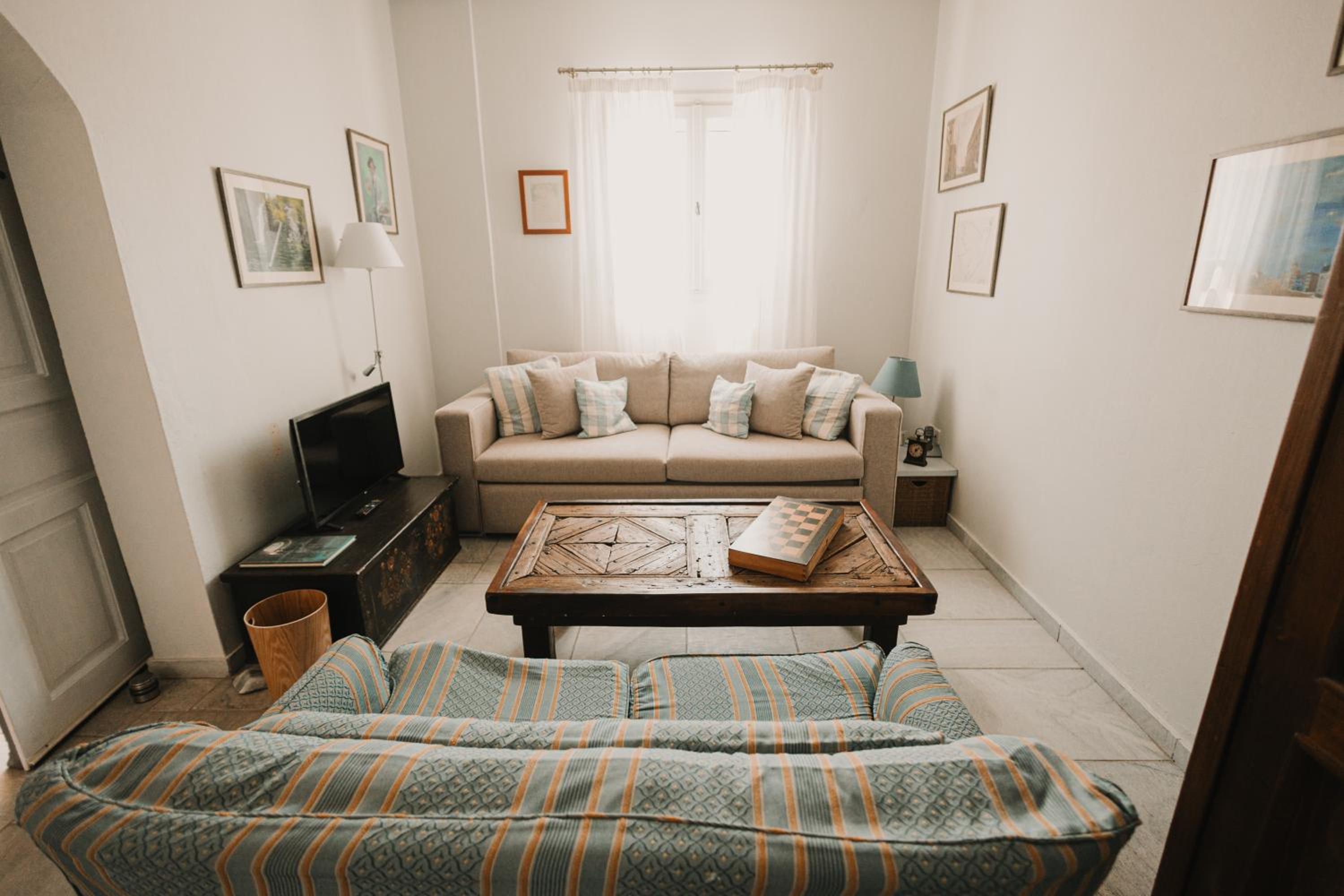 Dinora Villa