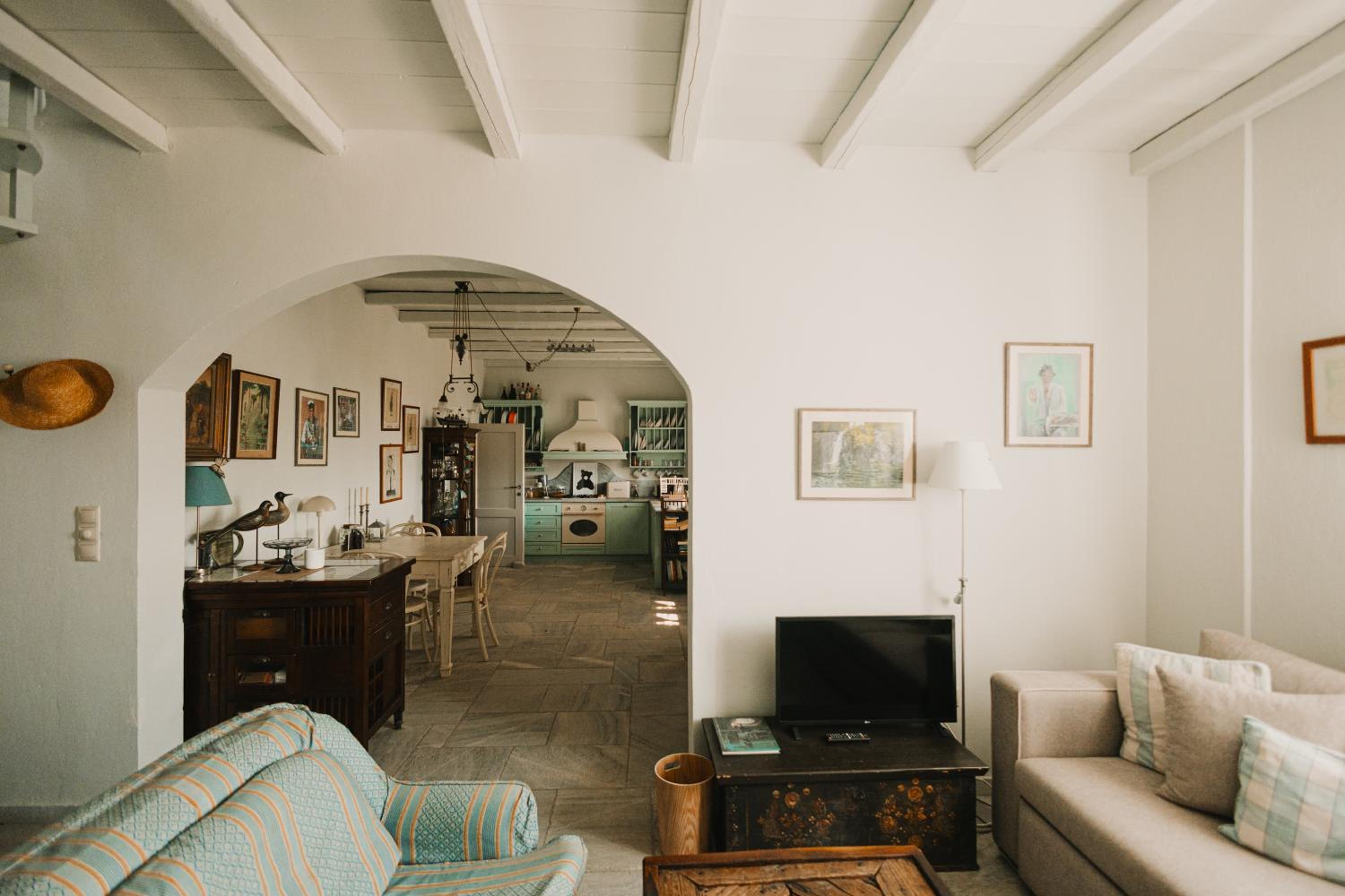 Dinora Villa