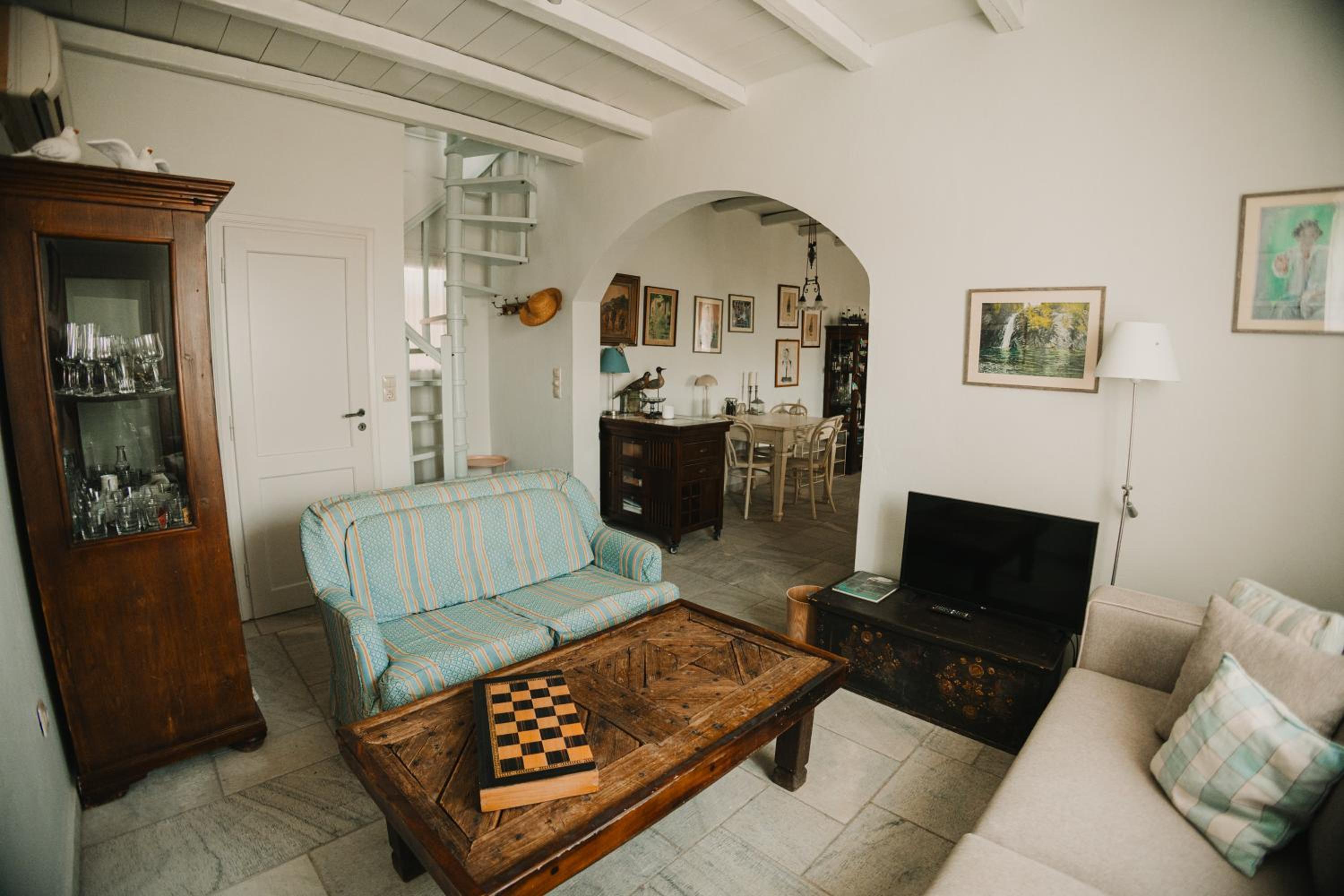 Dinora Villa