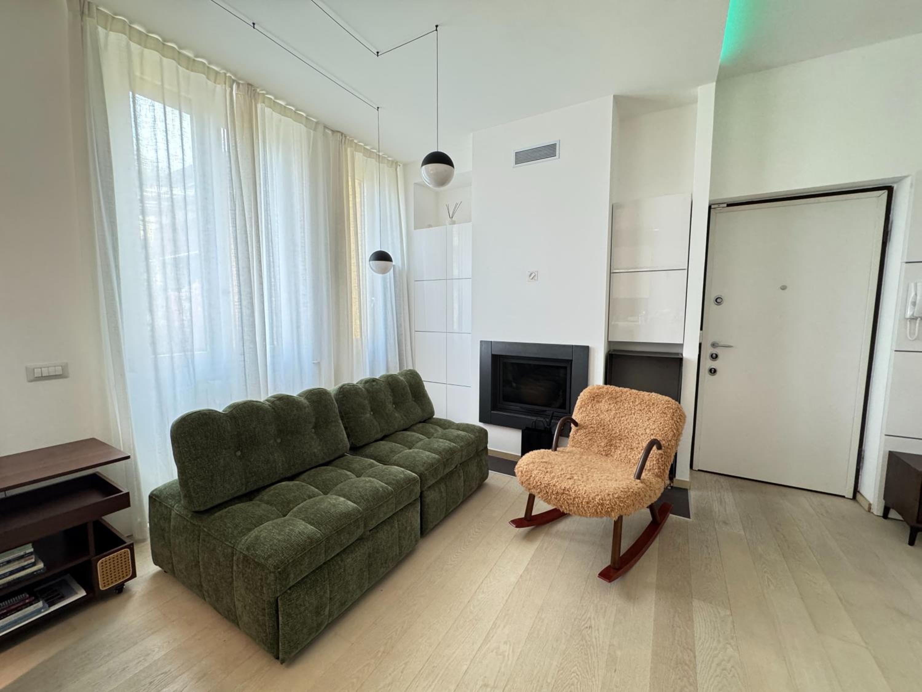 Sant'Agostino Large & Elegant Apartment, Milano