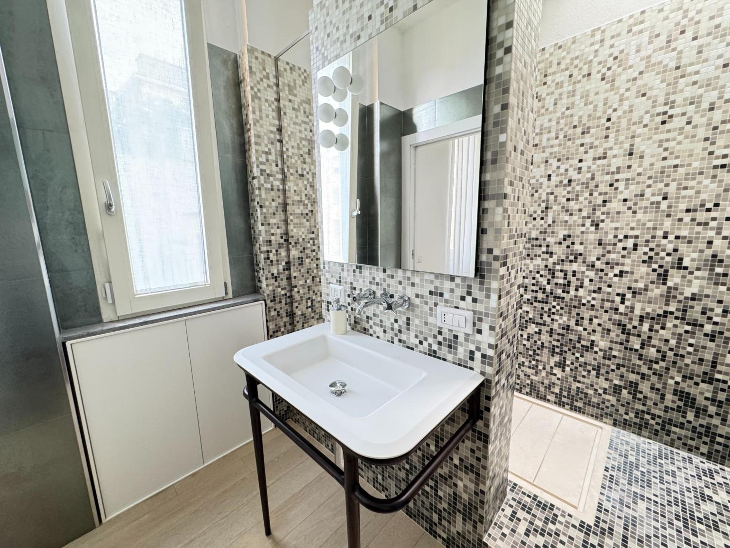 Sant'Agostino Large & Elegant Apartment, Milano