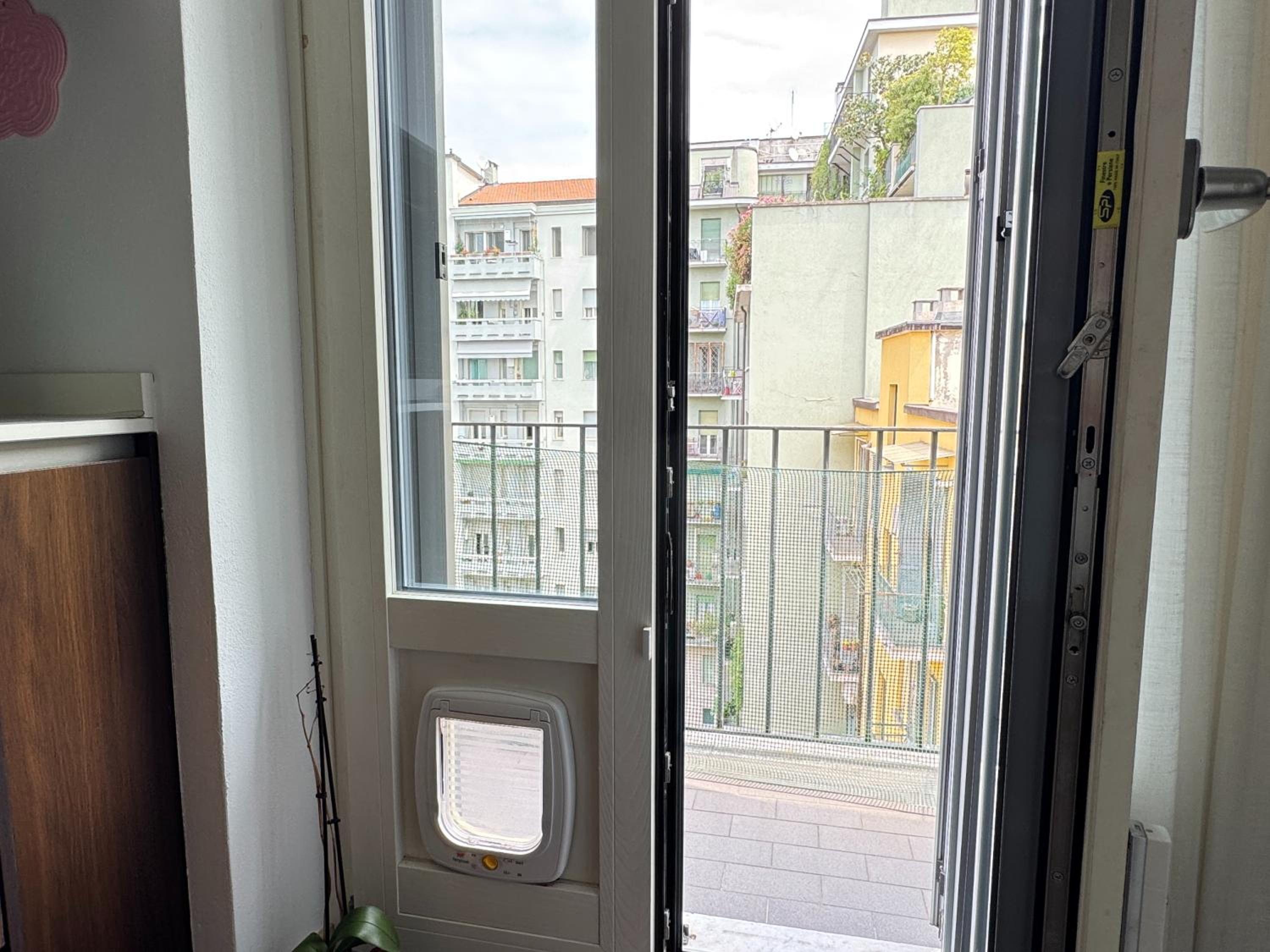 Sant'Agostino Large & Elegant Apartment, Milano