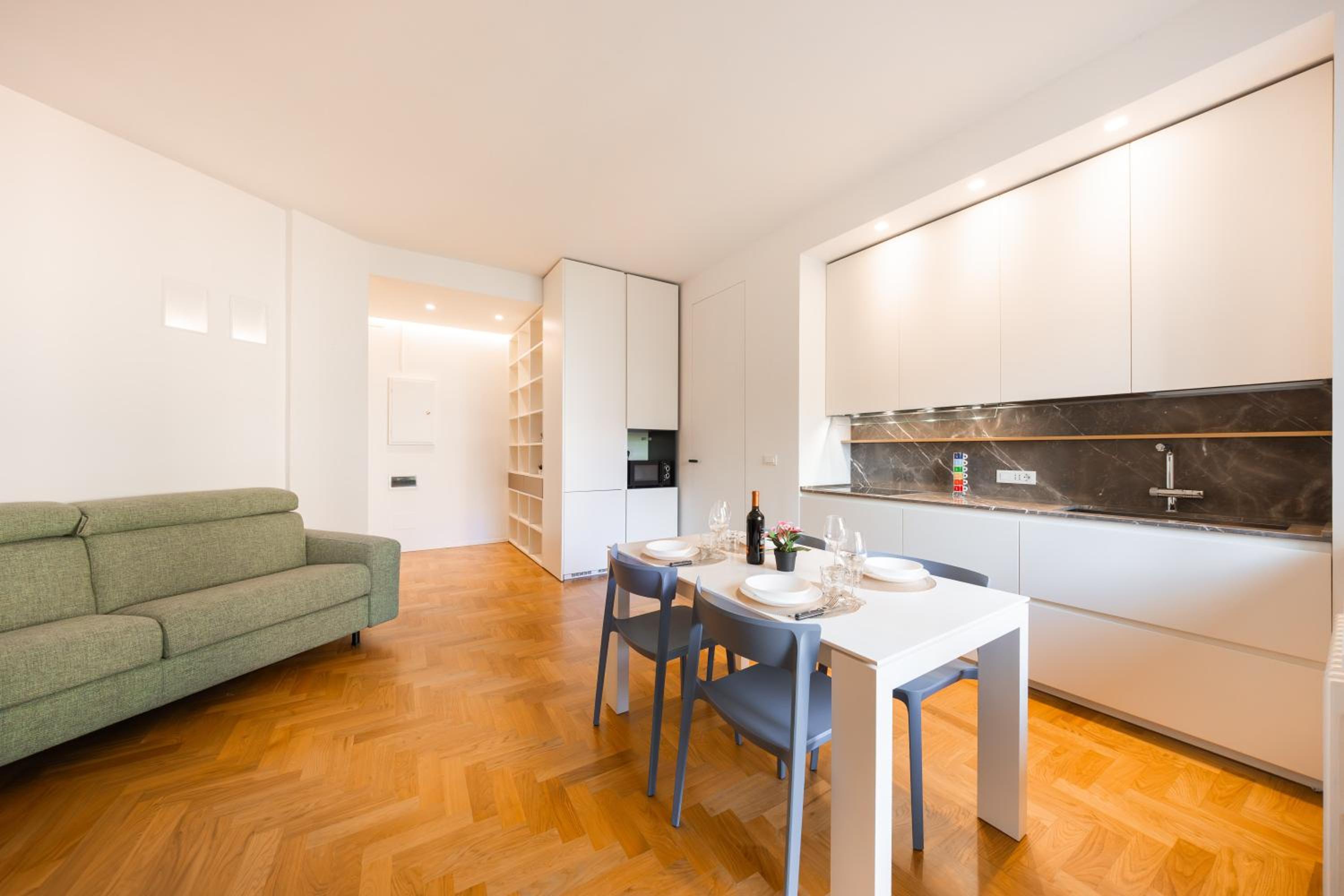 Art Luxury apartment in the heart of Bologna