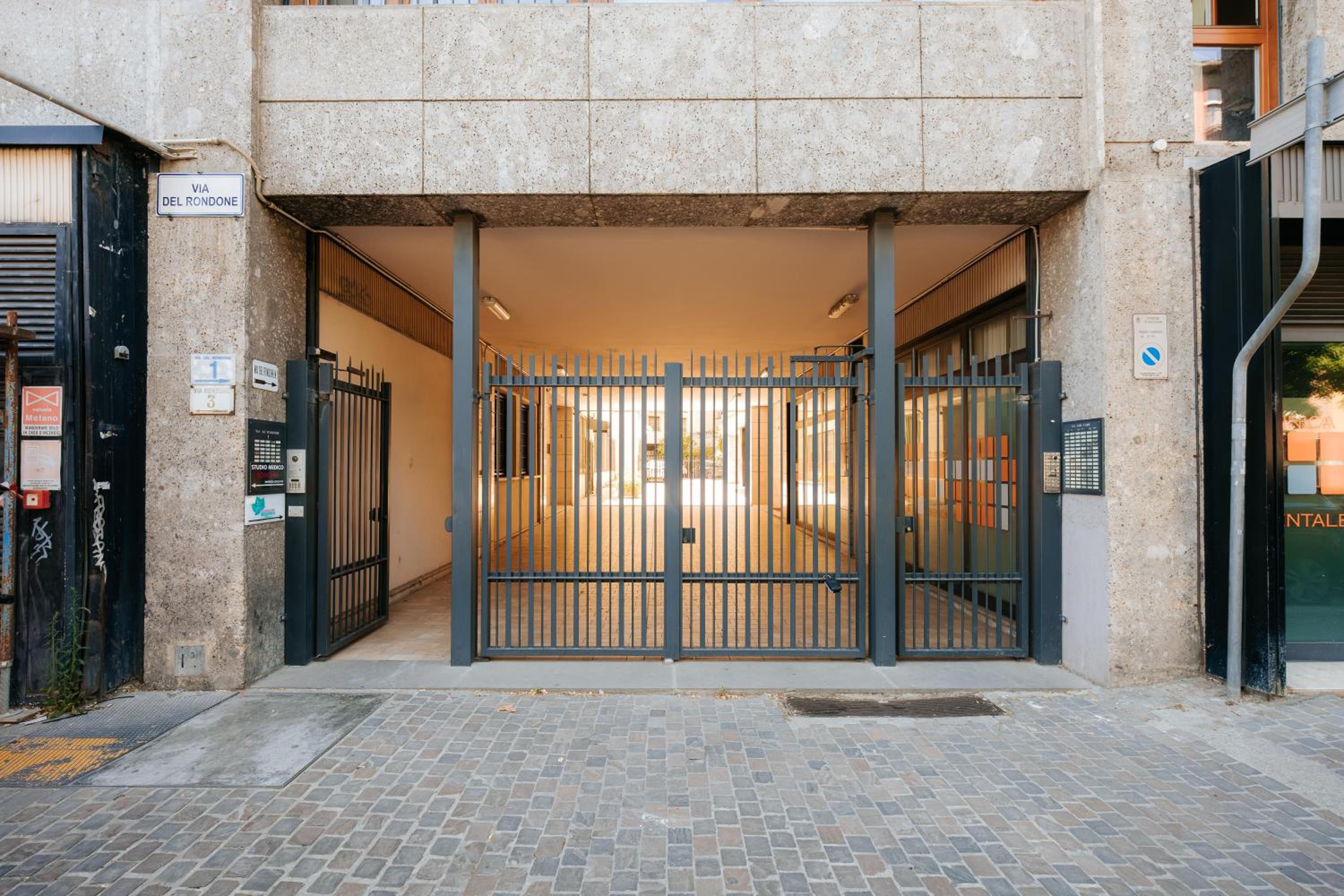 Art Luxury apartment in the heart of Bologna